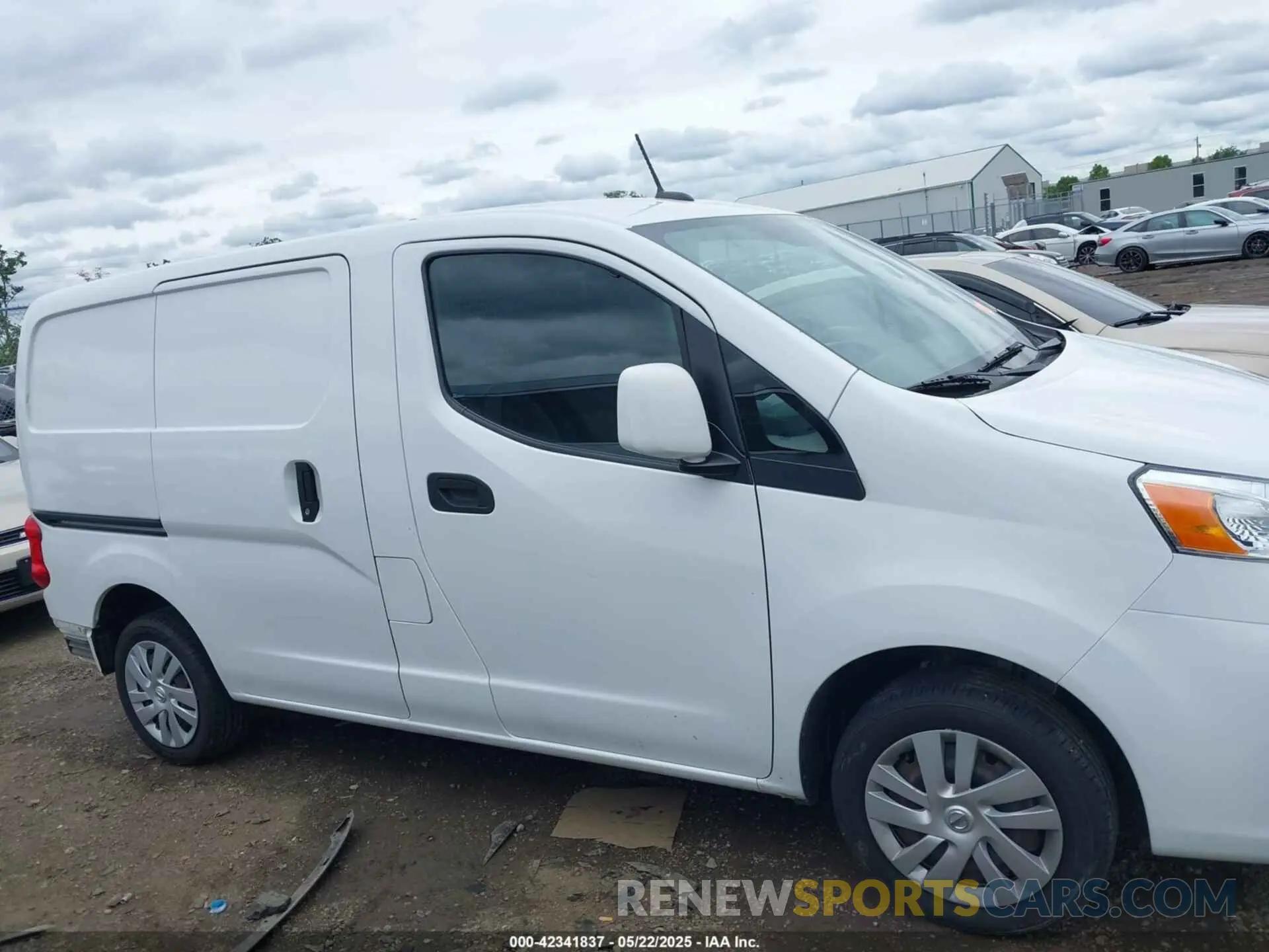 14 Photograph of a damaged car 3N6CM0KN3MK695547 NISSAN NV200  CARGO 2021