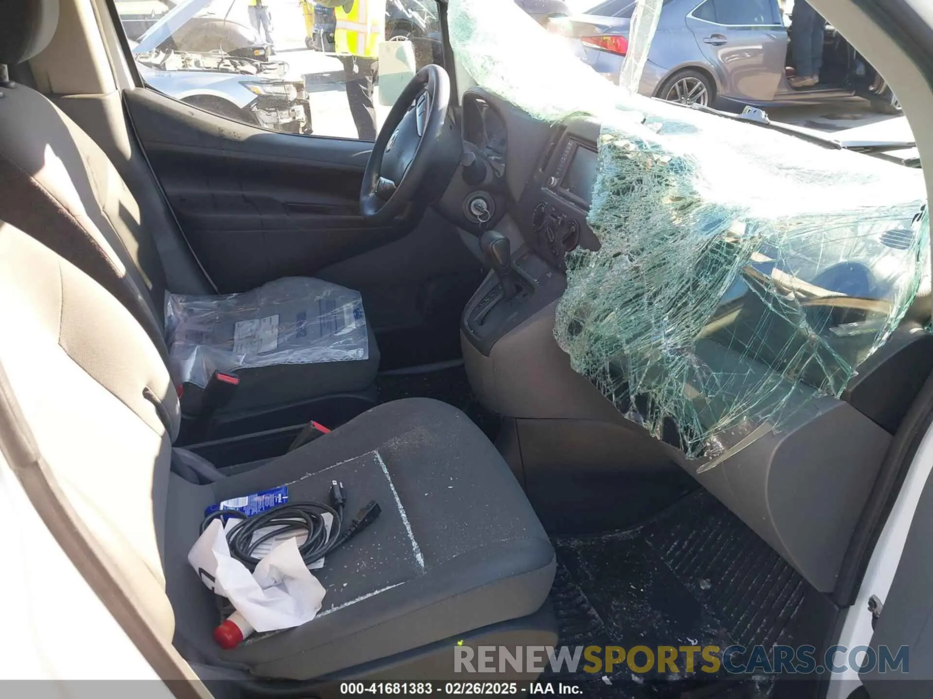 5 Photograph of a damaged car 3N6CM0KN8MK690151 NISSAN NV200  CARGO 2021