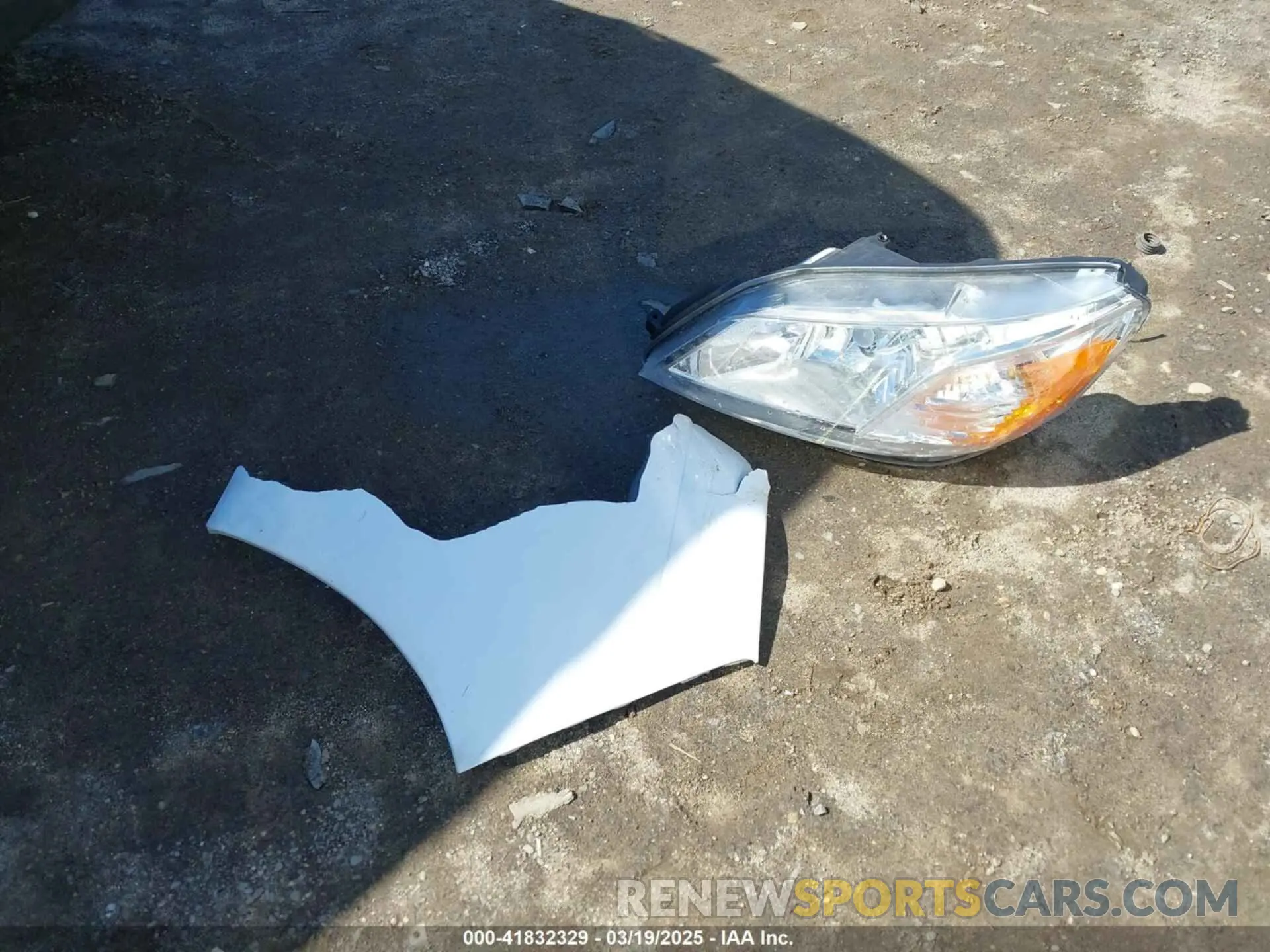 11 Photograph of a damaged car 3N6CM0KN9MK696475 NISSAN NV200  CARGO 2021