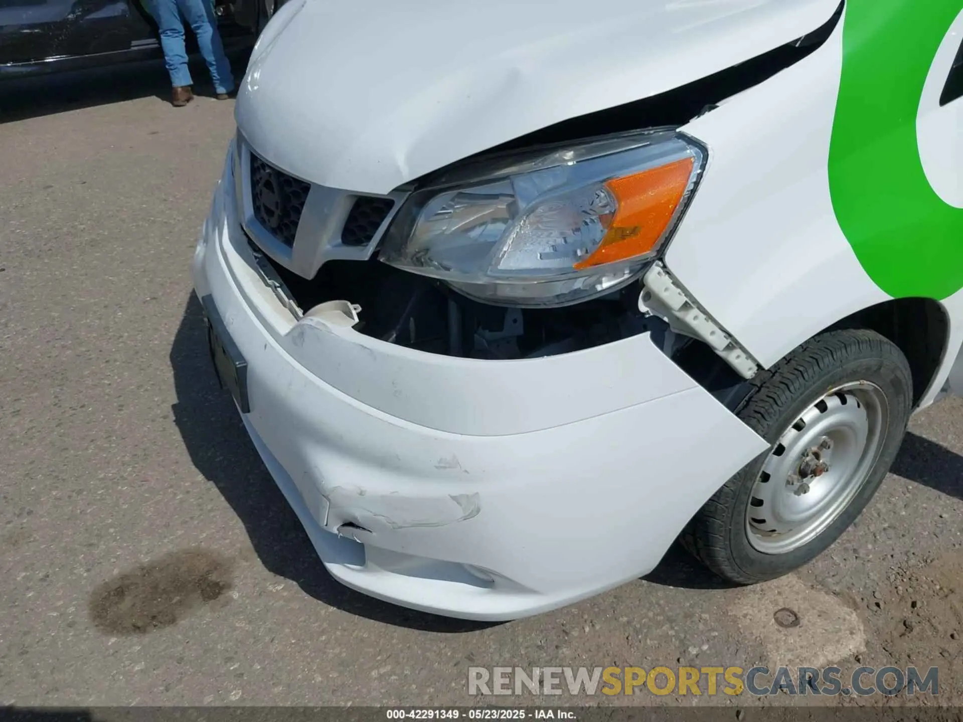 6 Photograph of a damaged car 3N6CM0KN9MK703084 NISSAN NV200  CARGO 2021