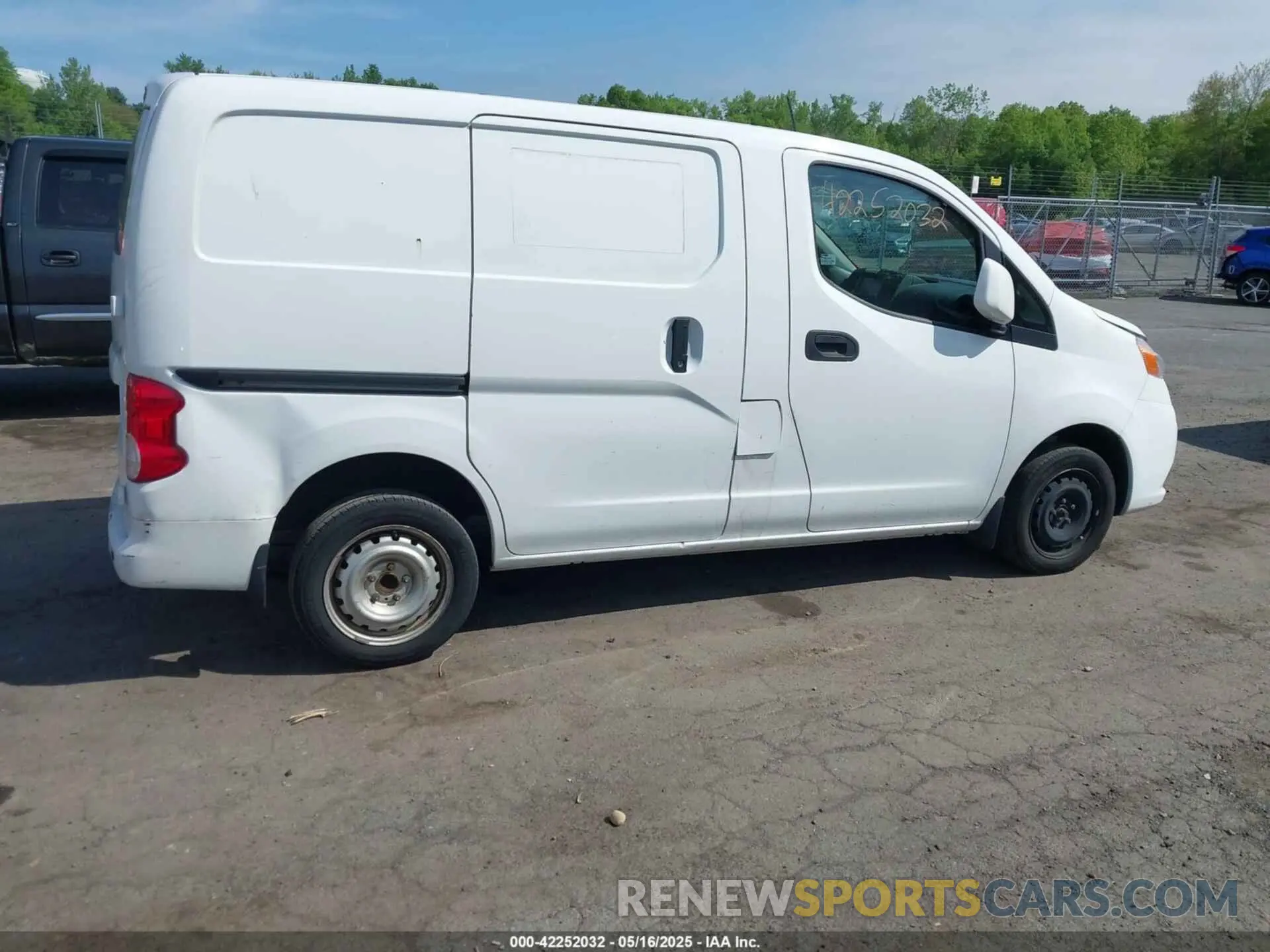 13 Photograph of a damaged car 3N6CM0KN9MK707264 NISSAN NV200  CARGO 2021