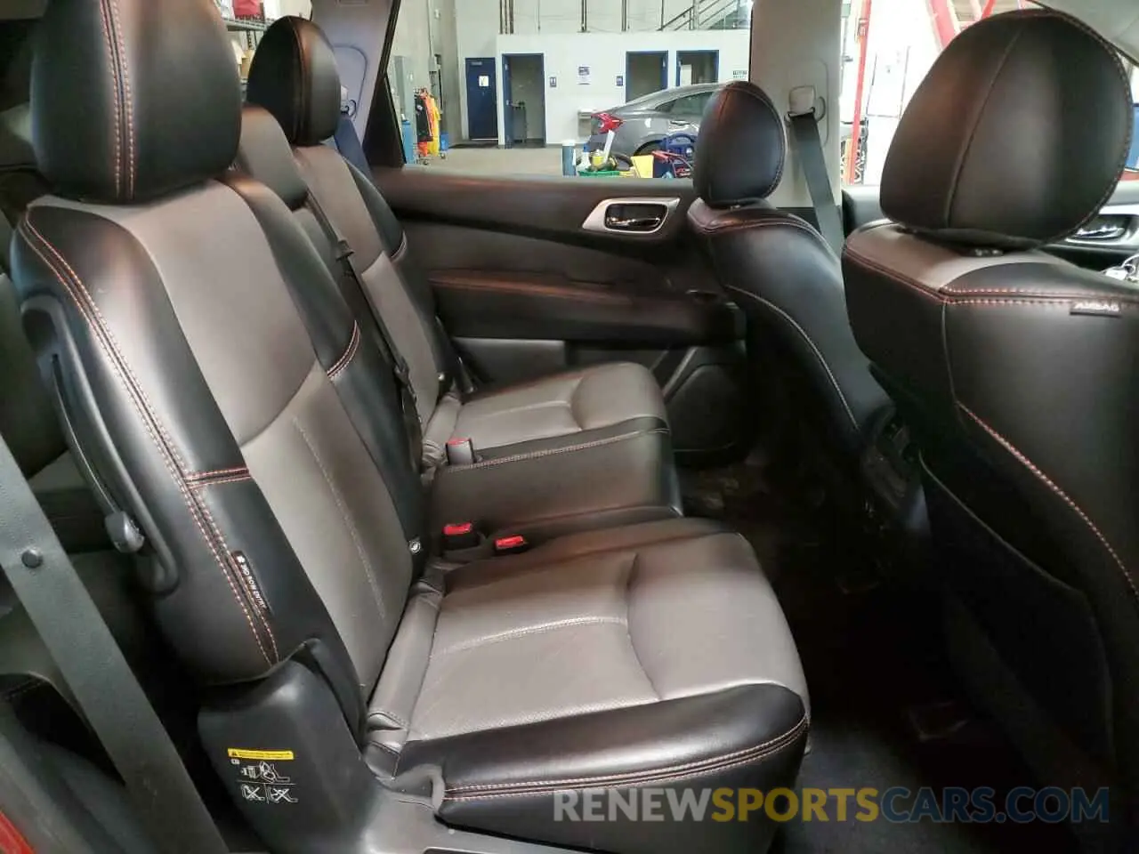 11 Photograph of a damaged car 5N1DR2MM0KC613457 NISSAN PATHFINDER 2019