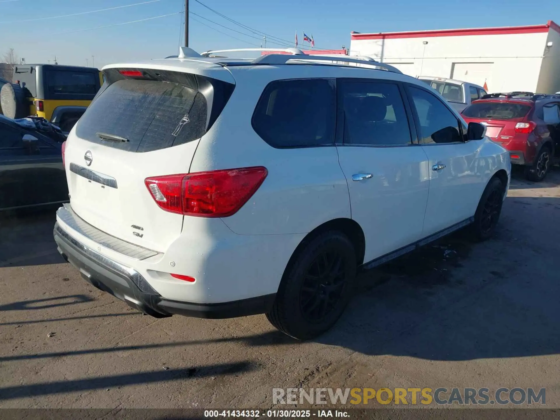 4 Photograph of a damaged car 5N1DR2MM1KC590948 NISSAN PATHFINDER 2019