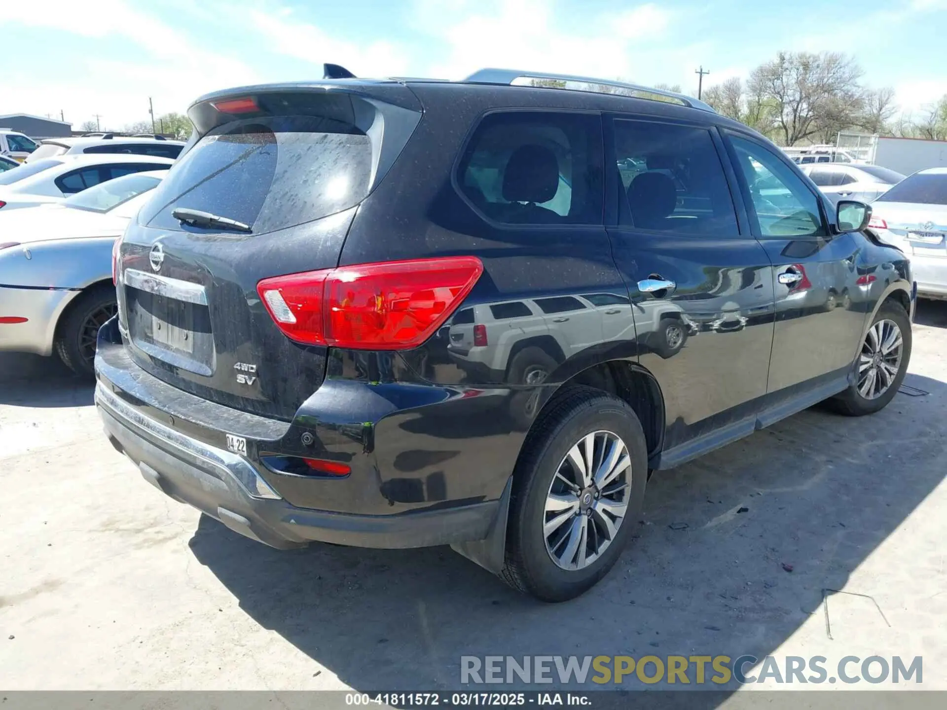 4 Photograph of a damaged car 5N1DR2MM2KC610110 NISSAN PATHFINDER 2019