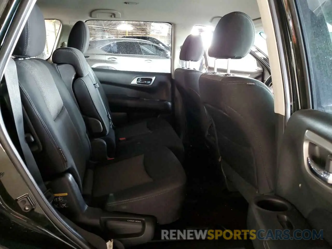 10 Photograph of a damaged car 5N1DR2MM4KC586344 NISSAN PATHFINDER 2019