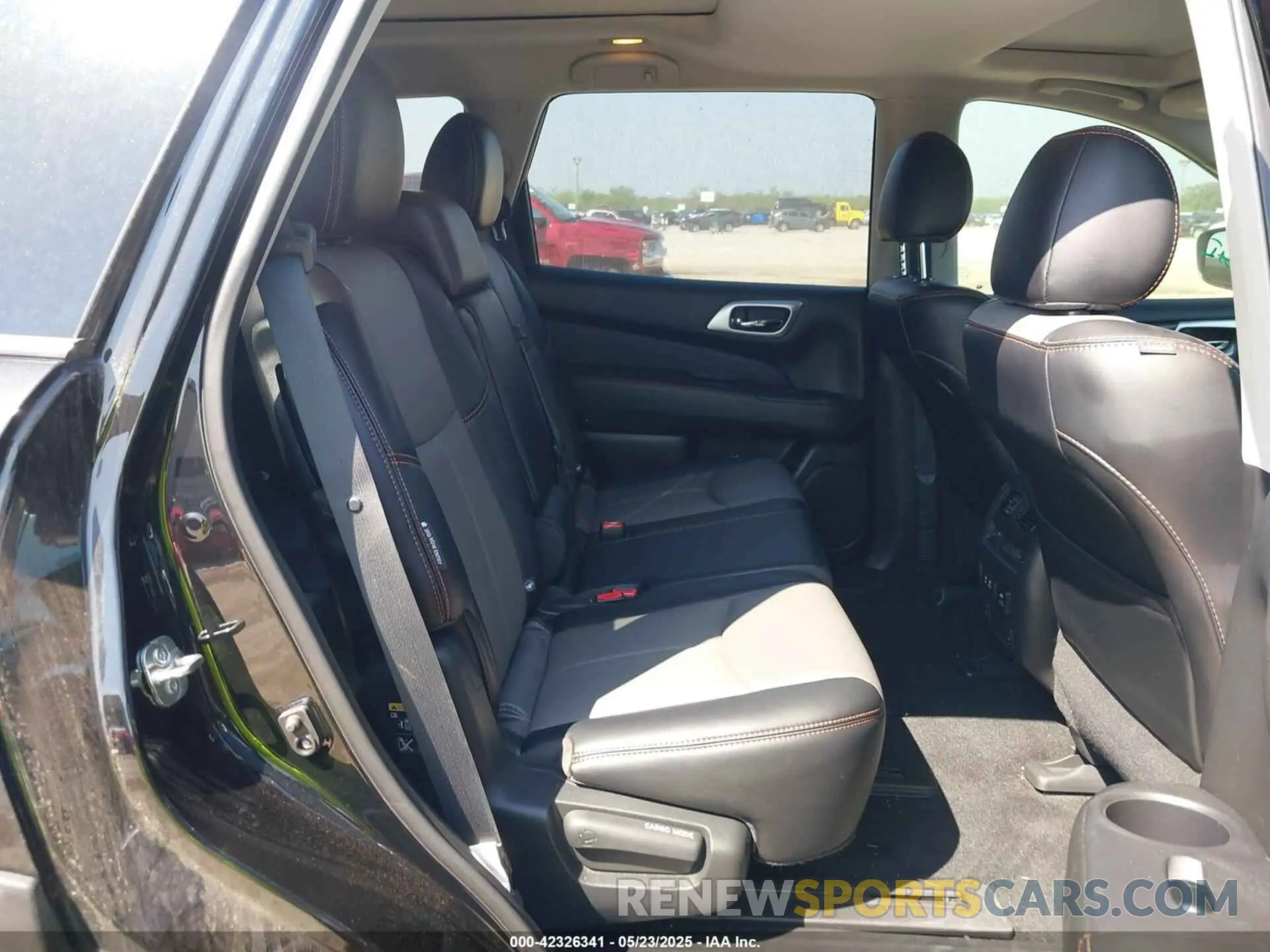 8 Фотография поврежденного автомобиля 5N1DR2MM4KC637678 NISSAN PATHFINDER 2019
