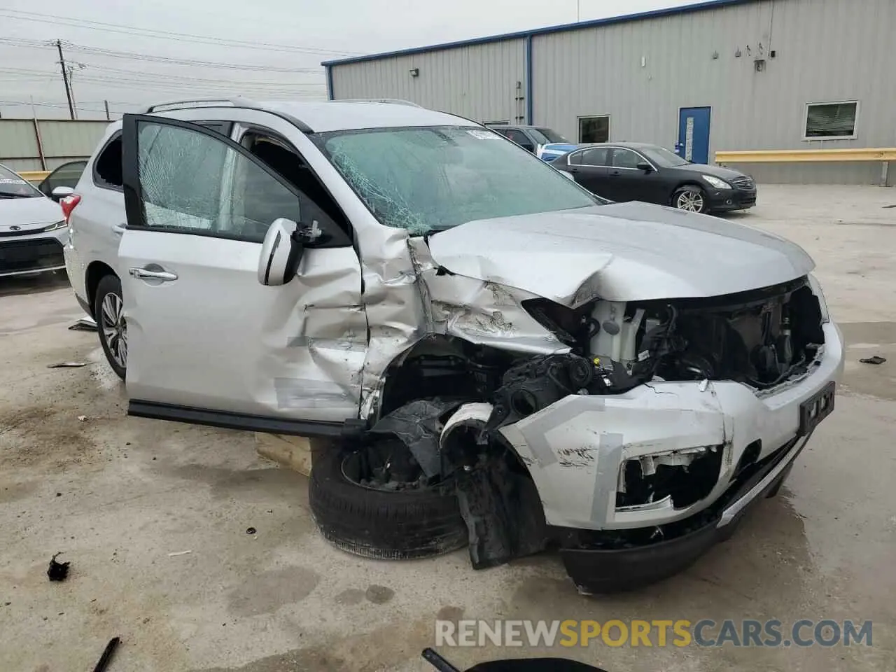4 Photograph of a damaged car 5N1DR2MM6KC623930 NISSAN PATHFINDER 2019