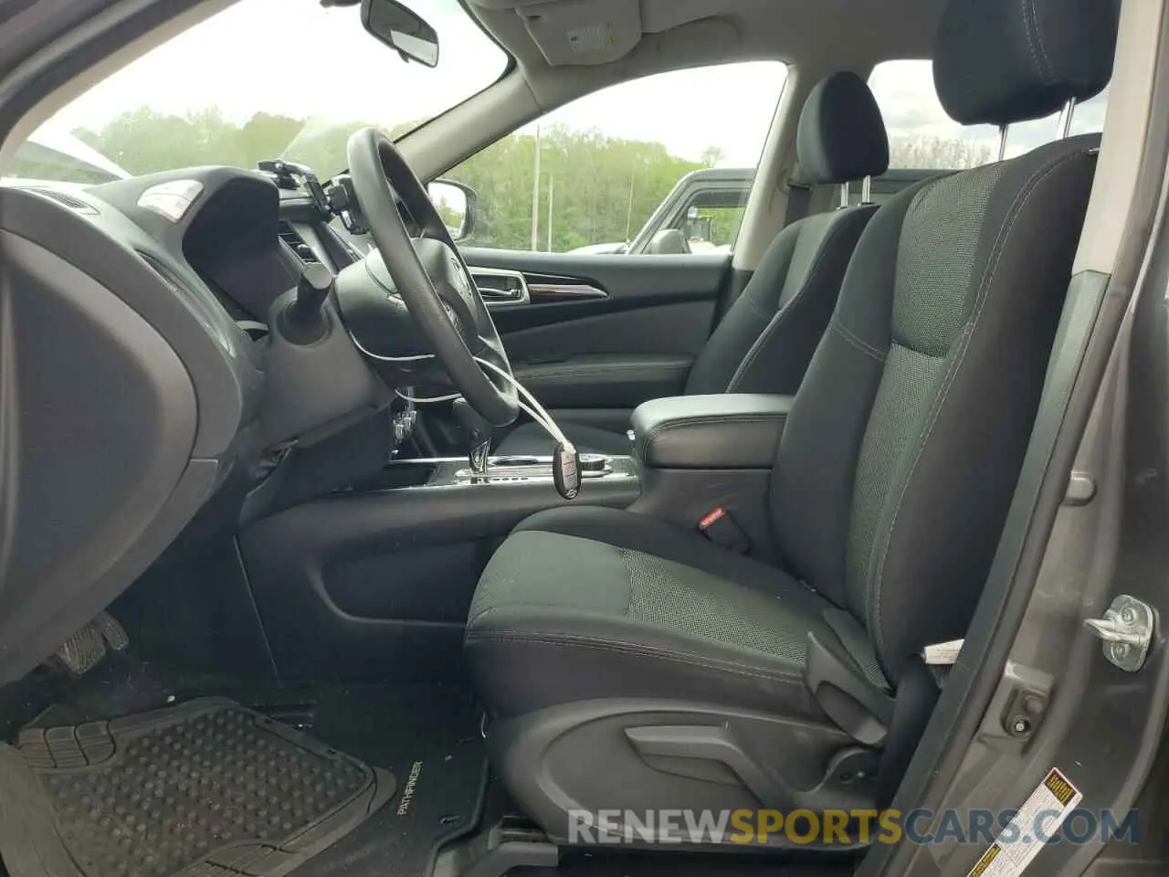 7 Photograph of a damaged car 5N1DR2MM6KC632336 NISSAN PATHFINDER 2019