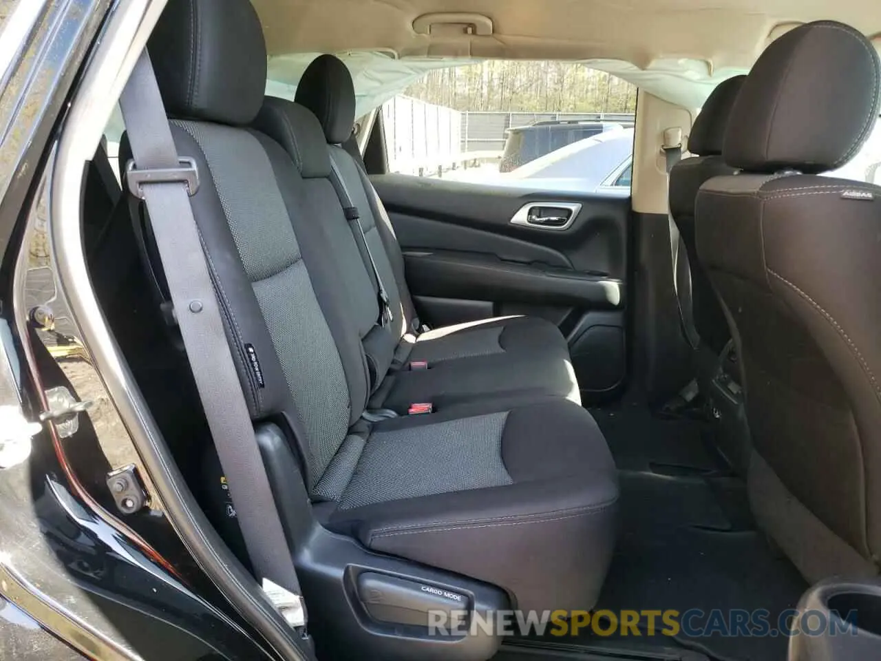 11 Photograph of a damaged car 5N1DR2MM6KC640730 NISSAN PATHFINDER 2019