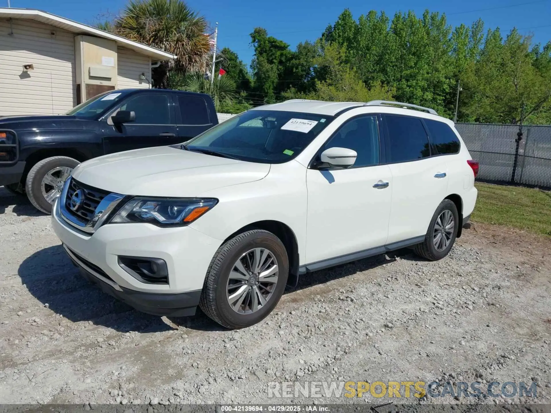 2 Photograph of a damaged car 5N1DR2MM8KC621063 NISSAN PATHFINDER 2019