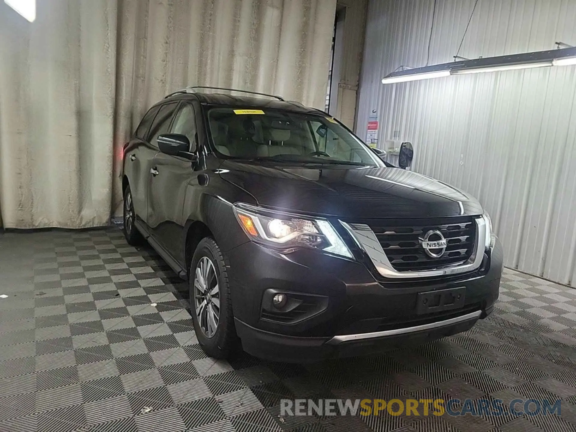 47 Photograph of a damaged car 5N1DR2MM9KC604384 NISSAN PATHFINDER 2019