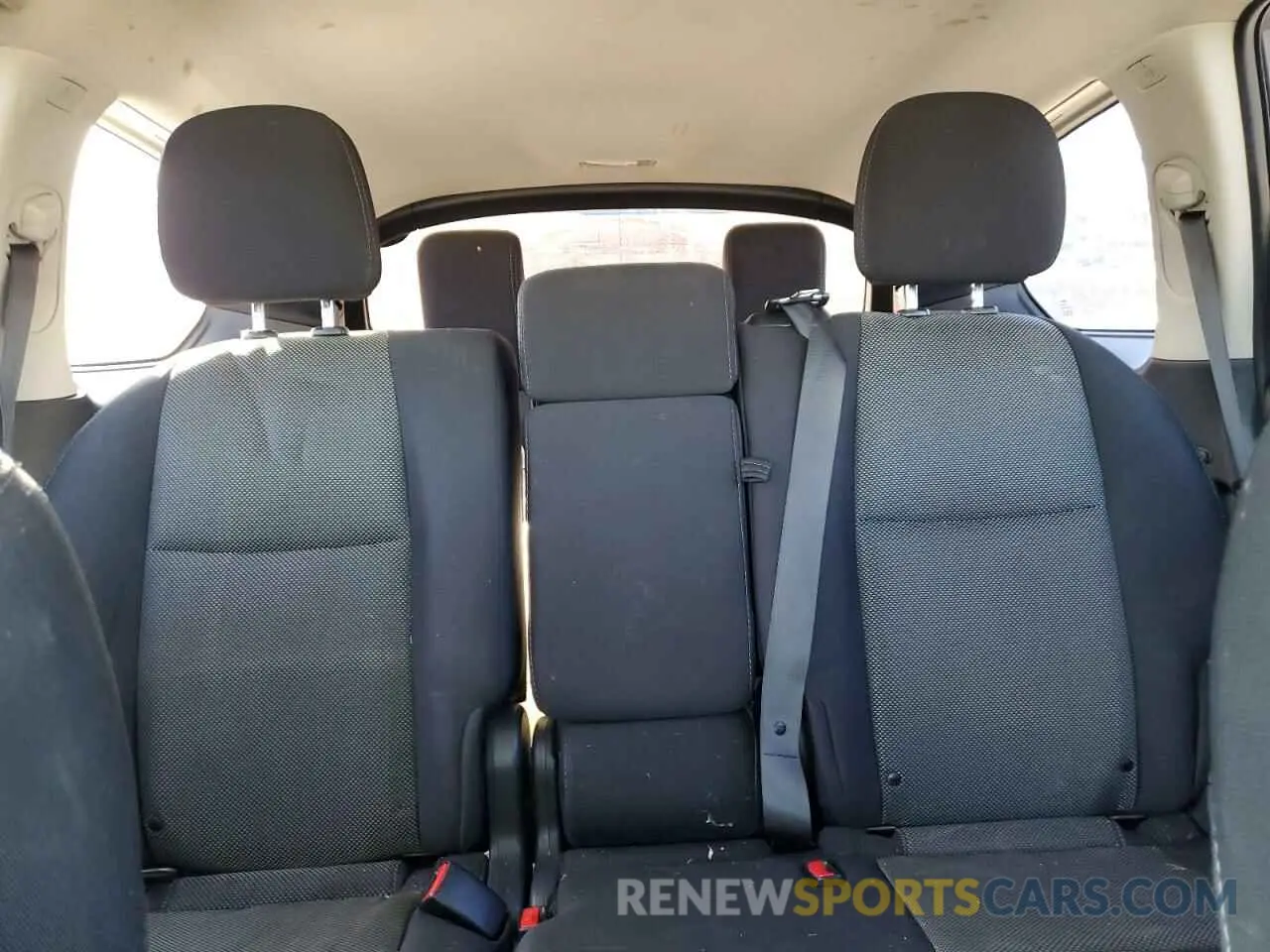 10 Photograph of a damaged car 5N1DR2MMXKC617922 NISSAN PATHFINDER 2019
