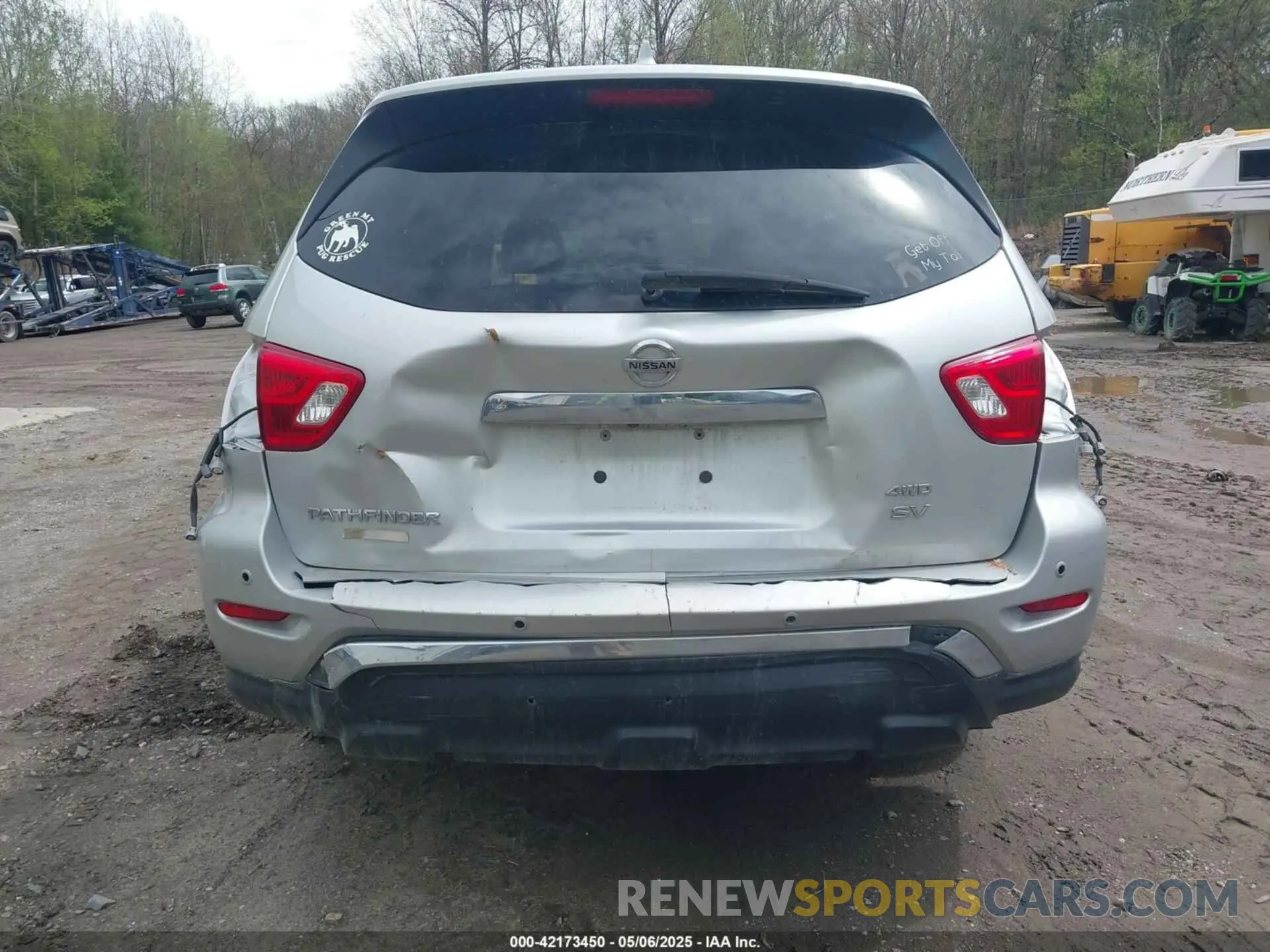 17 Photograph of a damaged car 5N1DR2MMXKC639984 NISSAN PATHFINDER 2019