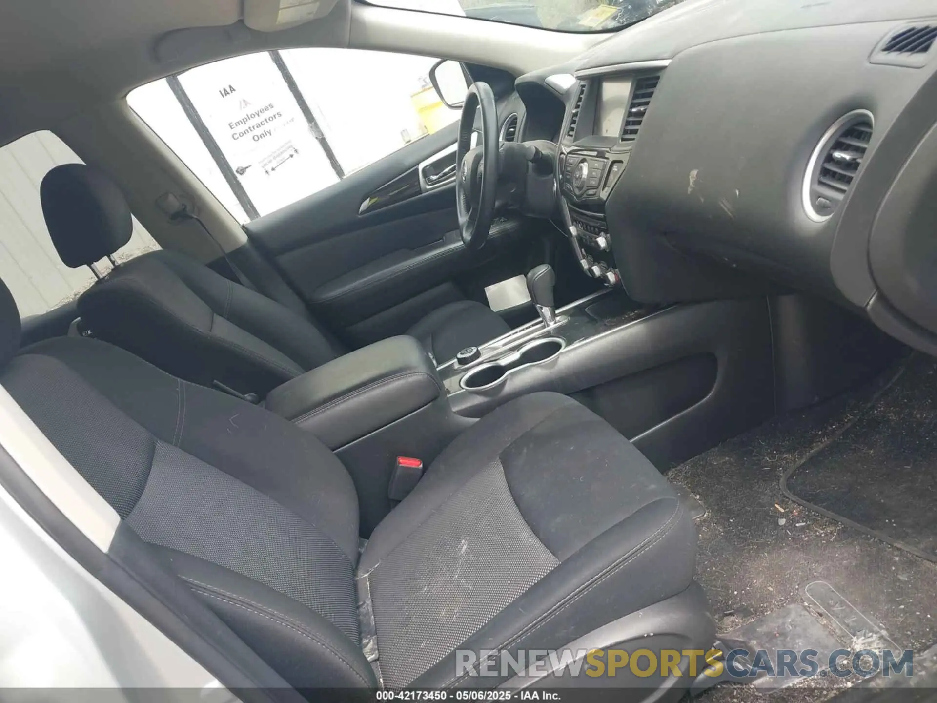 5 Photograph of a damaged car 5N1DR2MMXKC639984 NISSAN PATHFINDER 2019