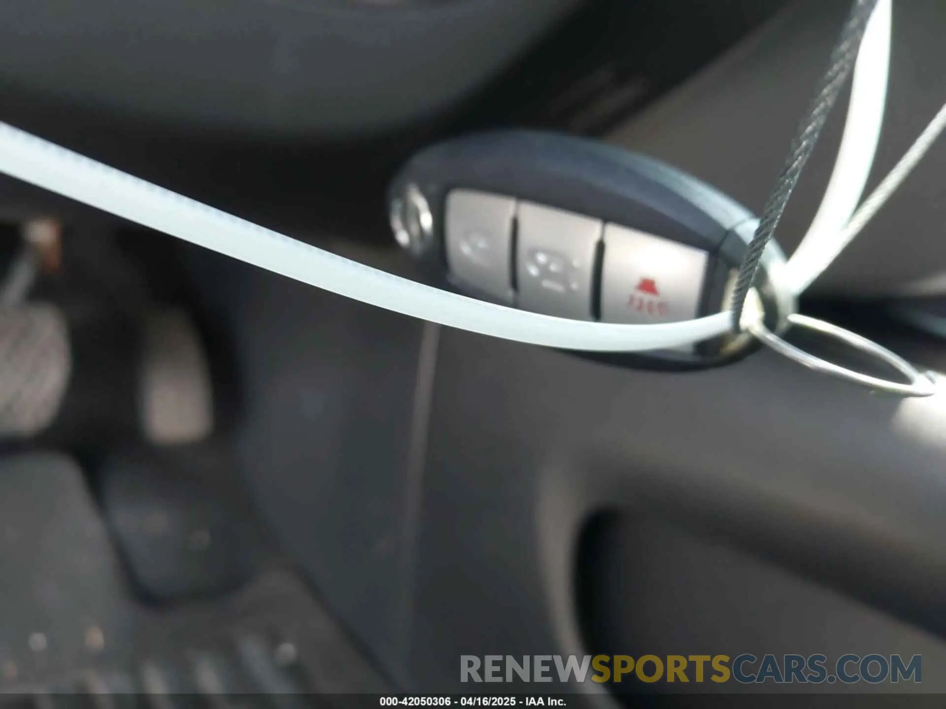 11 Photograph of a damaged car 5N1DR2MN1KC585905 NISSAN PATHFINDER 2019