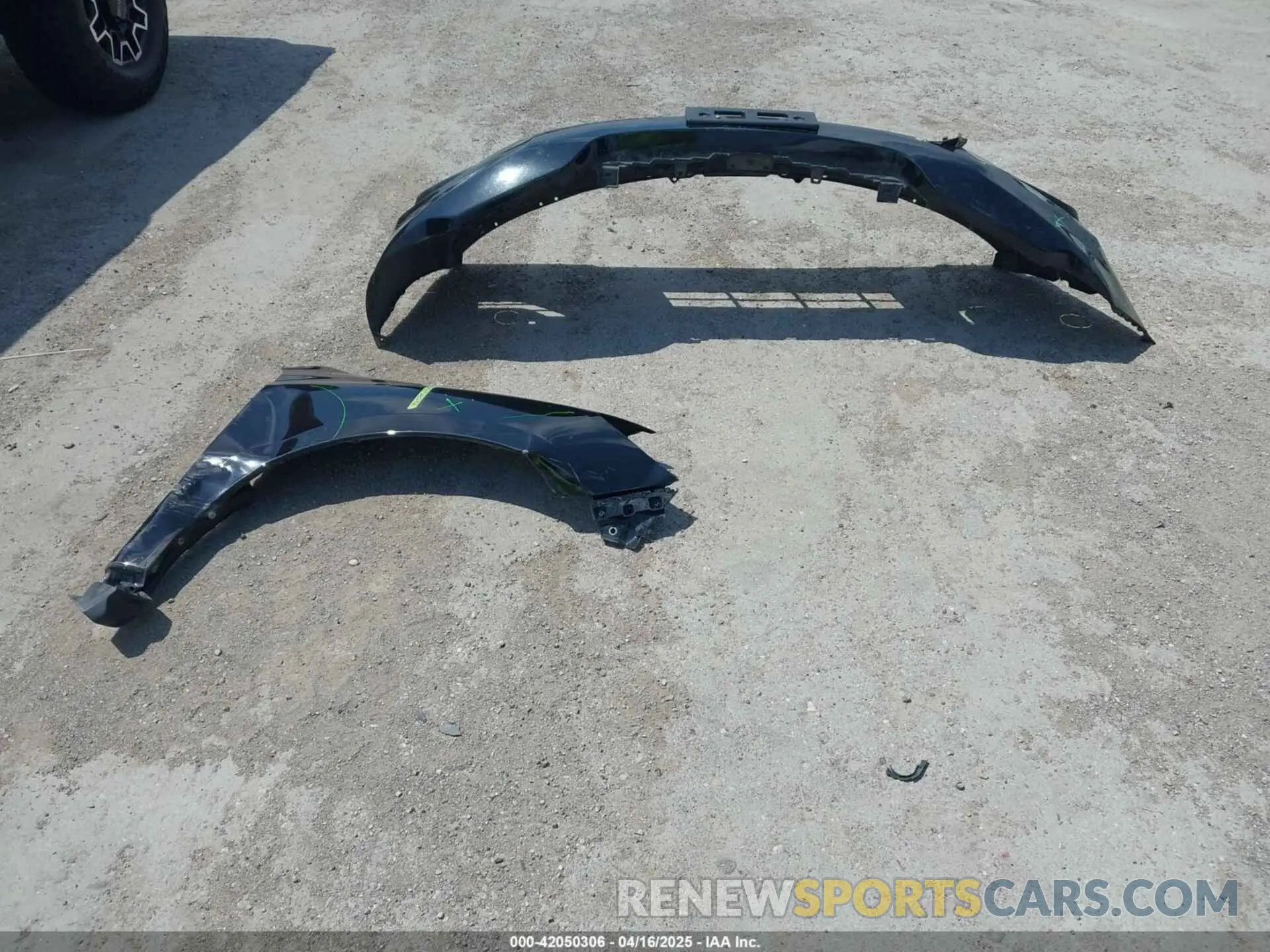 12 Photograph of a damaged car 5N1DR2MN1KC585905 NISSAN PATHFINDER 2019
