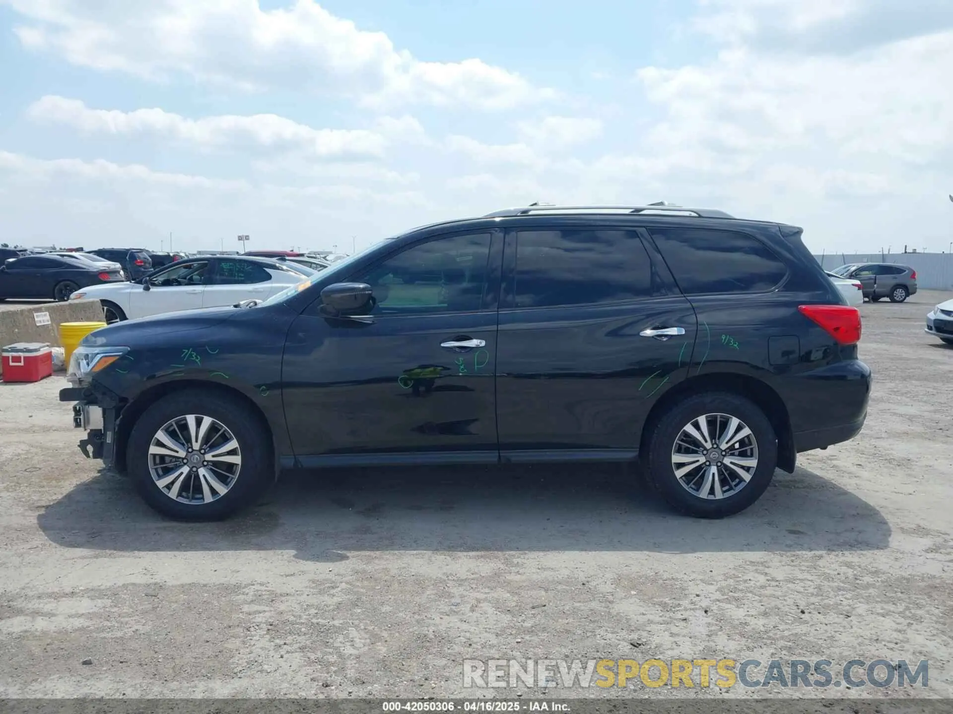 15 Photograph of a damaged car 5N1DR2MN1KC585905 NISSAN PATHFINDER 2019