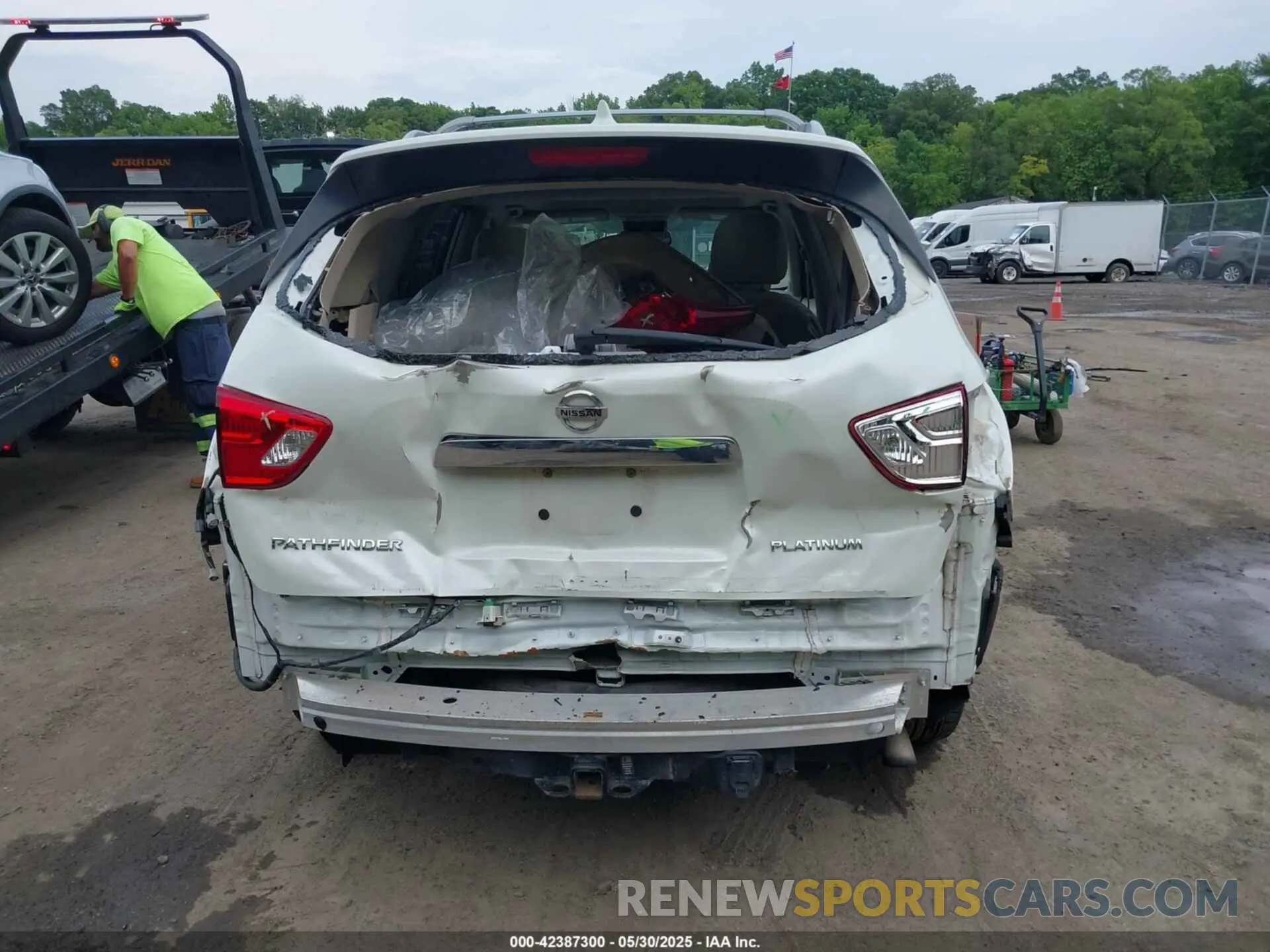 16 Photograph of a damaged car 5N1DR2MN1KC593616 NISSAN PATHFINDER 2019