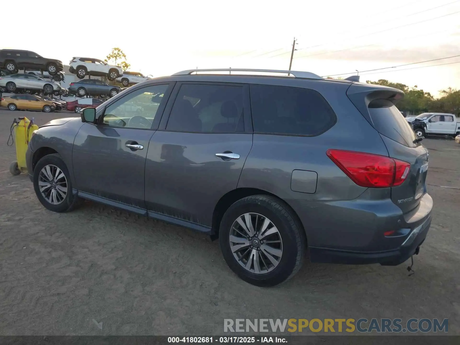 3 Photograph of a damaged car 5N1DR2MN2KC594760 NISSAN PATHFINDER 2019