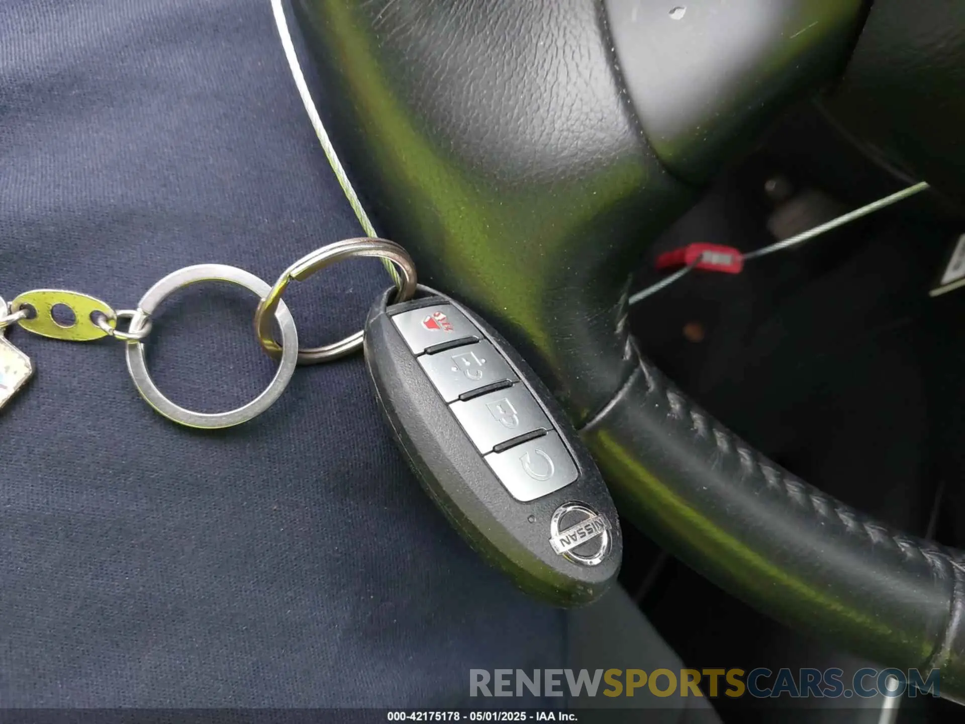 11 Photograph of a damaged car 5N1DR2MN2KC598047 NISSAN PATHFINDER 2019