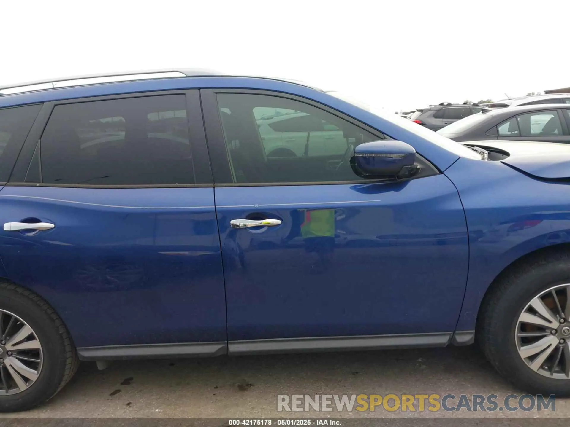 14 Photograph of a damaged car 5N1DR2MN2KC598047 NISSAN PATHFINDER 2019