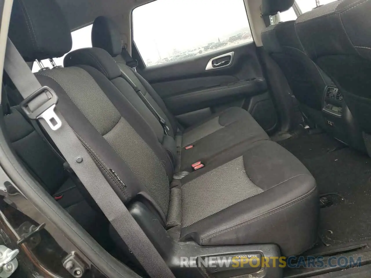 11 Photograph of a damaged car 5N1DR2MN4KC620517 NISSAN PATHFINDER 2019