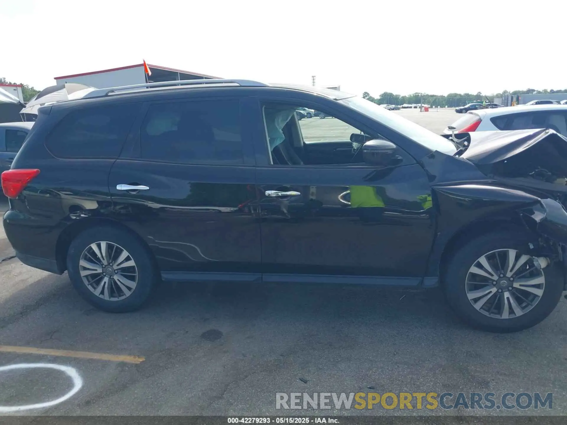 13 Photograph of a damaged car 5N1DR2MN5KC626844 NISSAN PATHFINDER 2019