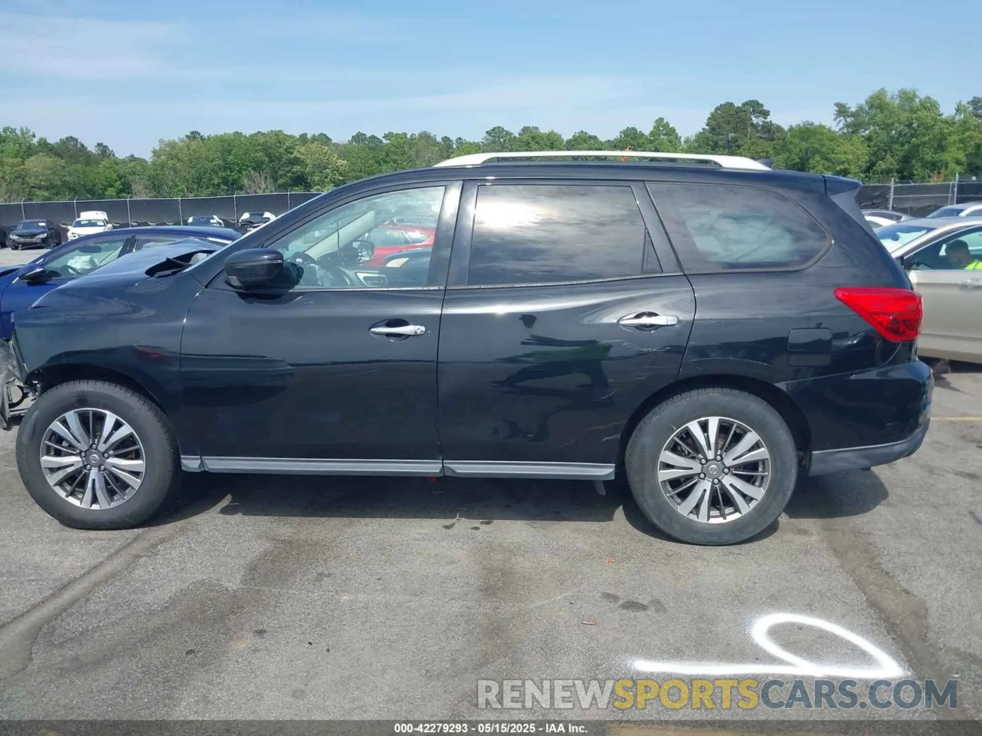 14 Photograph of a damaged car 5N1DR2MN5KC626844 NISSAN PATHFINDER 2019