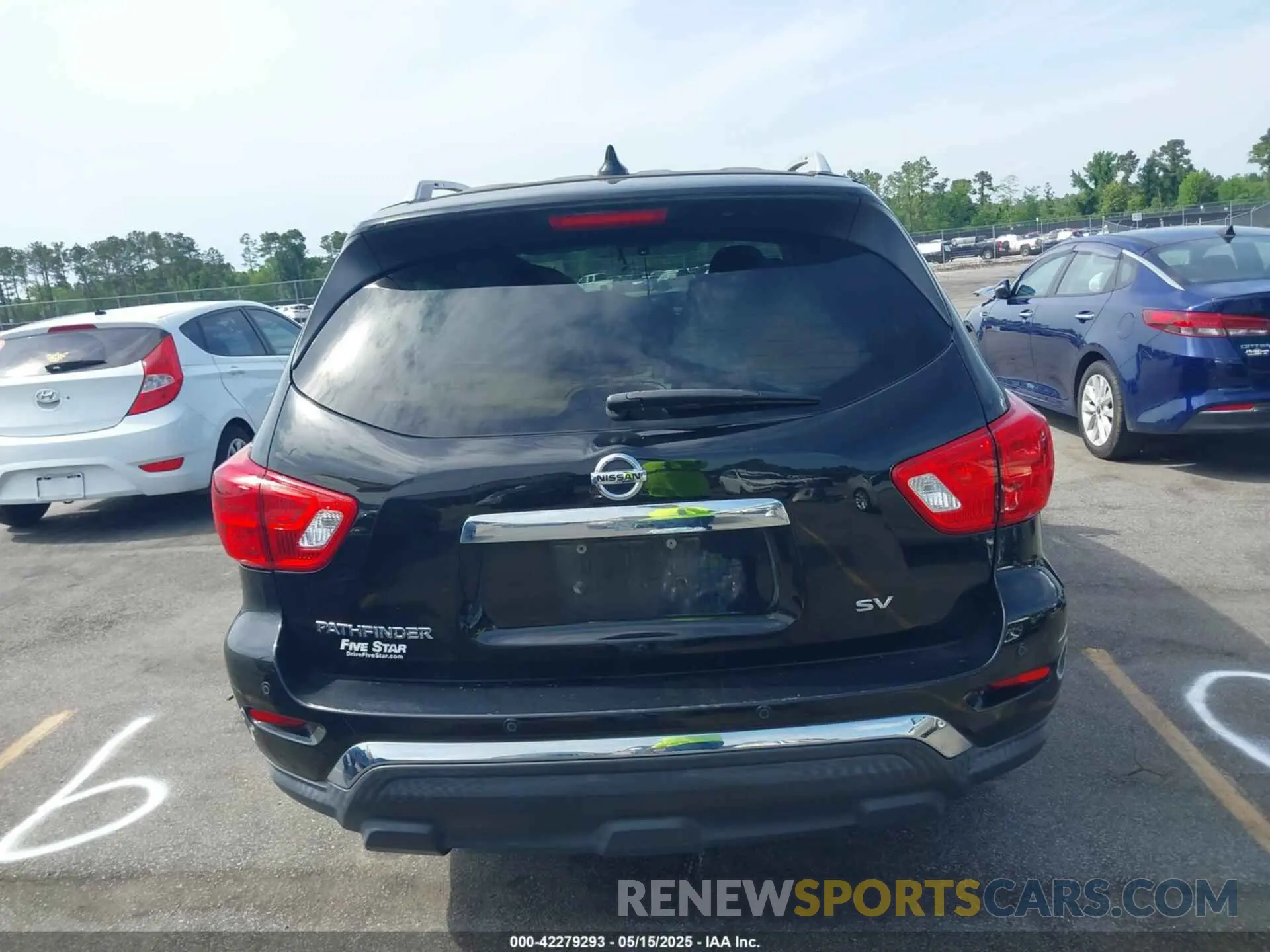 16 Photograph of a damaged car 5N1DR2MN5KC626844 NISSAN PATHFINDER 2019
