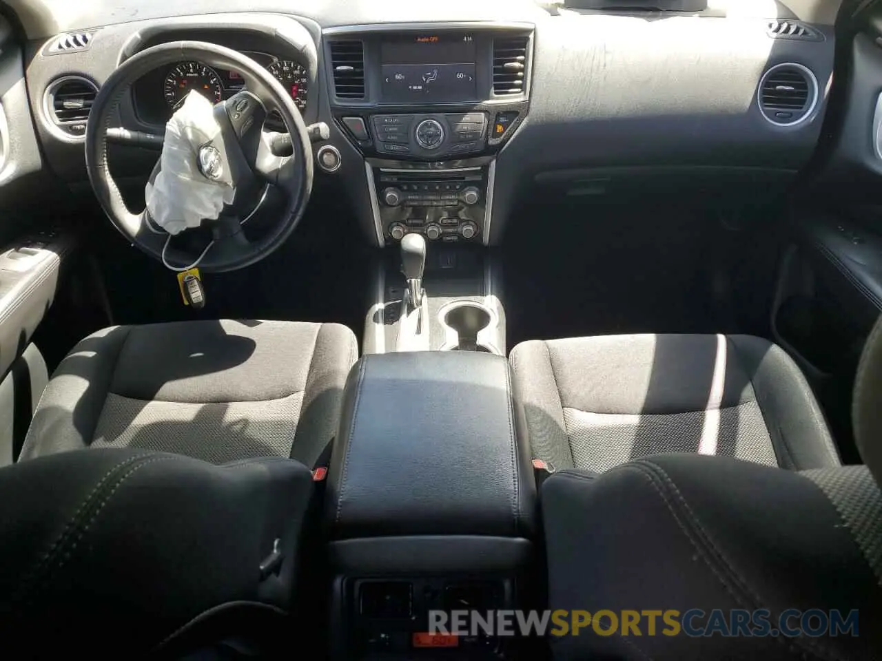 8 Photograph of a damaged car 5N1DR2MN6KC613312 NISSAN PATHFINDER 2019
