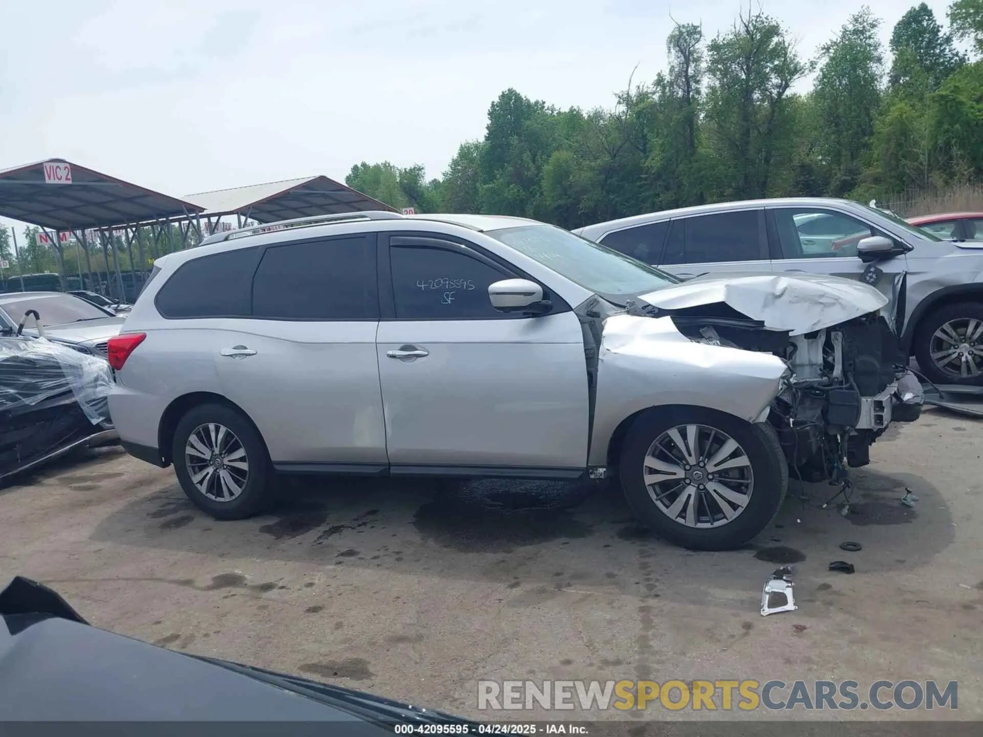 14 Photograph of a damaged car 5N1DR2MN6KC642387 NISSAN PATHFINDER 2019