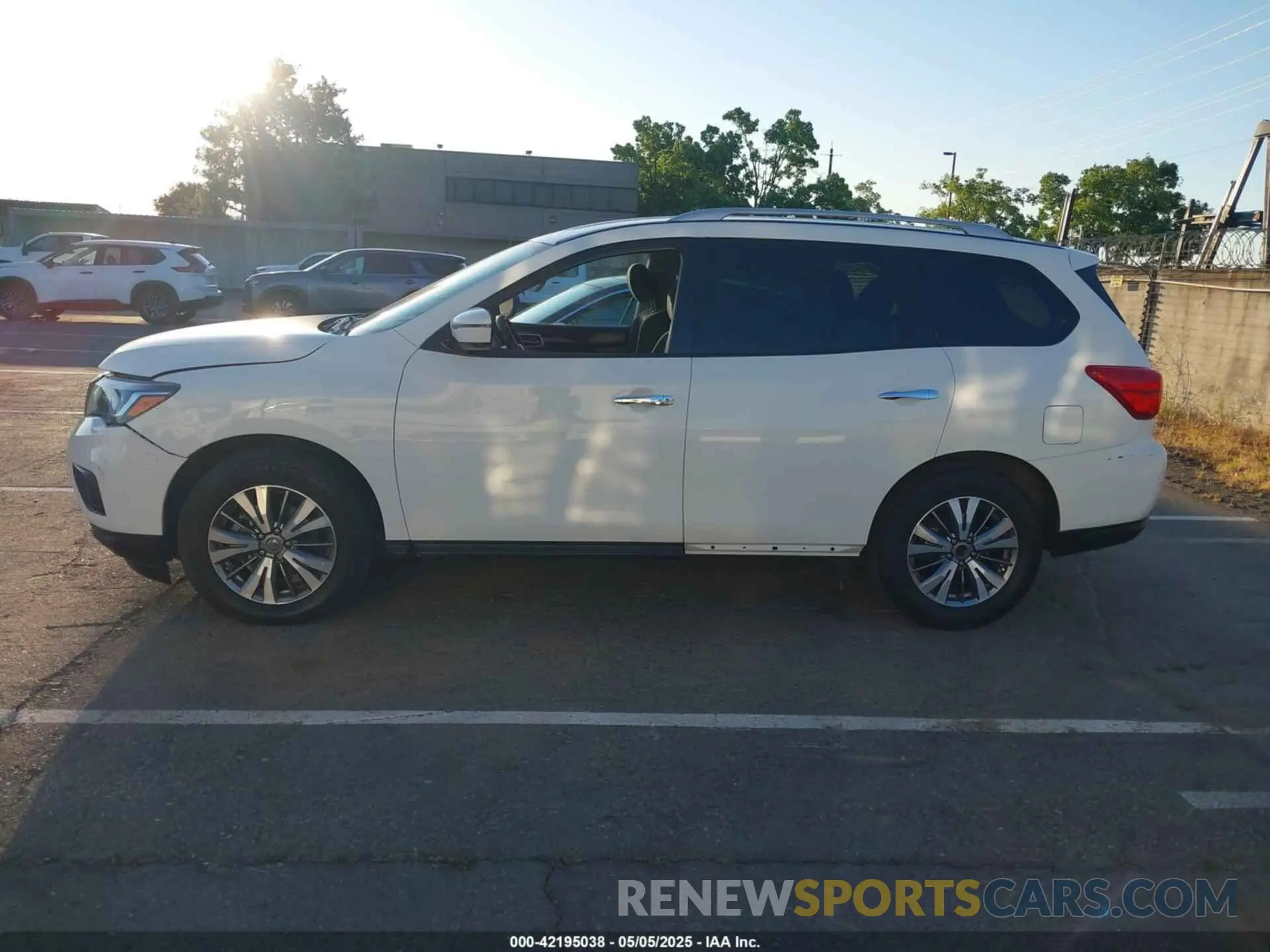 14 Фотография поврежденного автомобиля 5N1DR2MN7KC634136 NISSAN PATHFINDER 2019