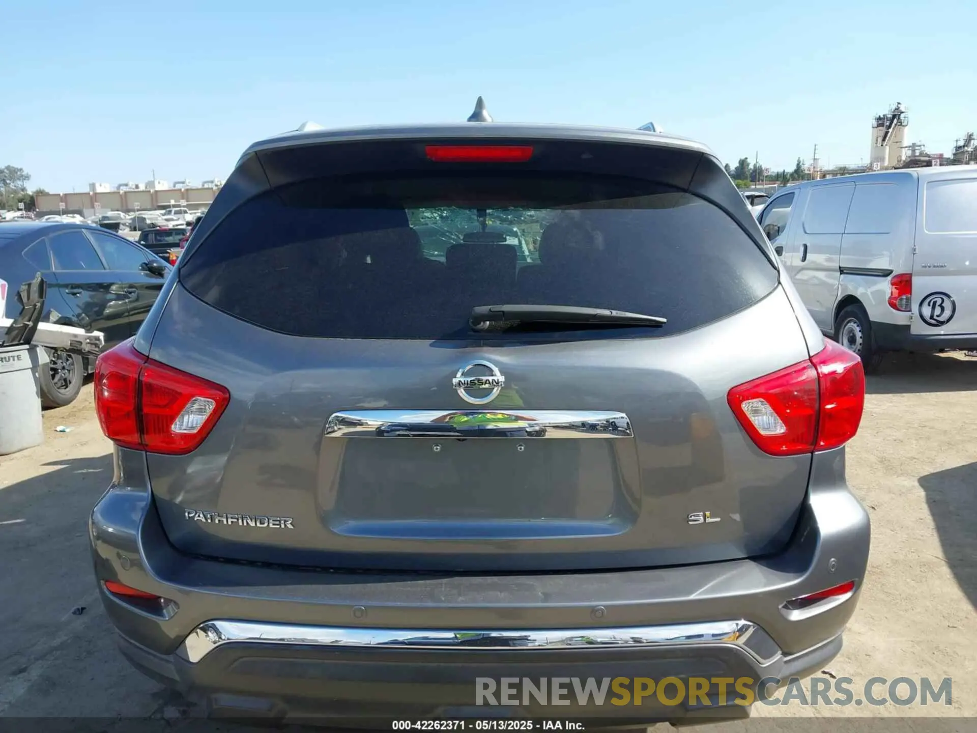 16 Photograph of a damaged car 5N1DR2MN9KC622165 NISSAN PATHFINDER 2019