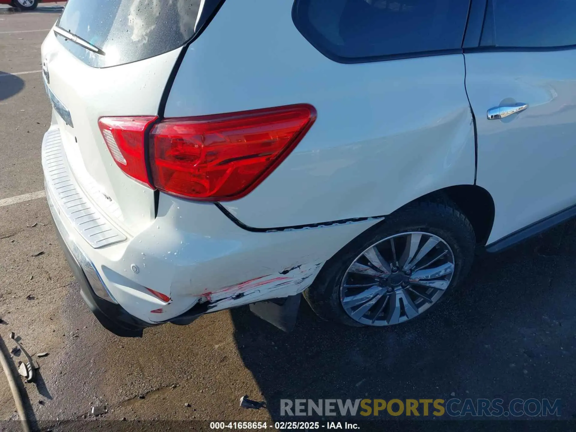 6 Photograph of a damaged car 5N1DR2AMXLC621393 NISSAN PATHFINDER 2020