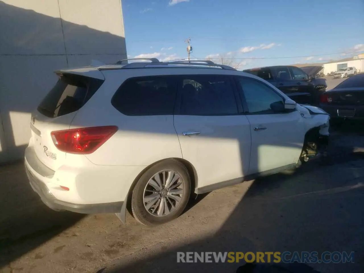 3 Фотография поврежденного автомобиля 5N1DR2AN6LC639625 NISSAN PATHFINDER 2020