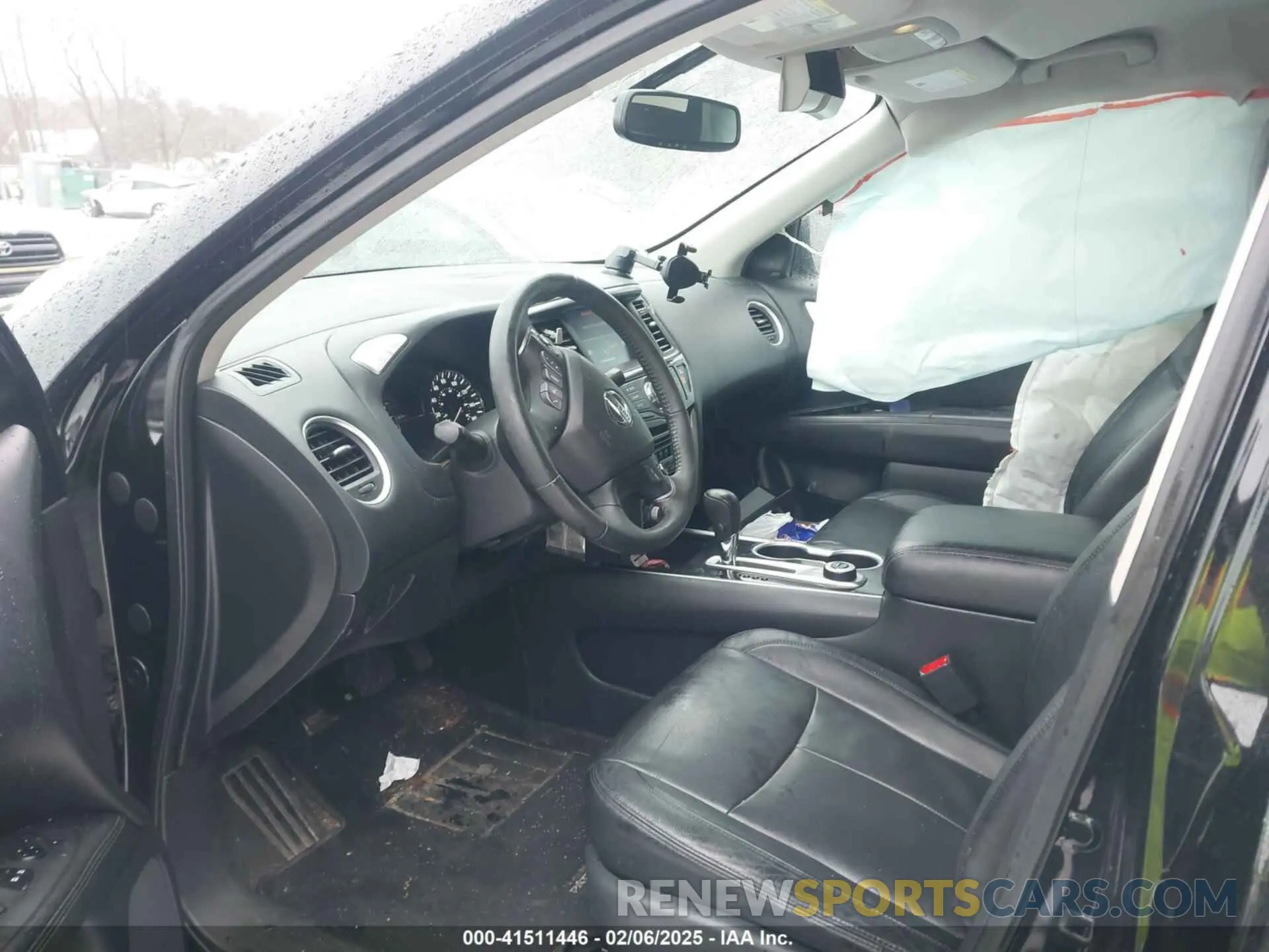 5 Photograph of a damaged car 5N1DR2BM1LC649498 NISSAN PATHFINDER 2020