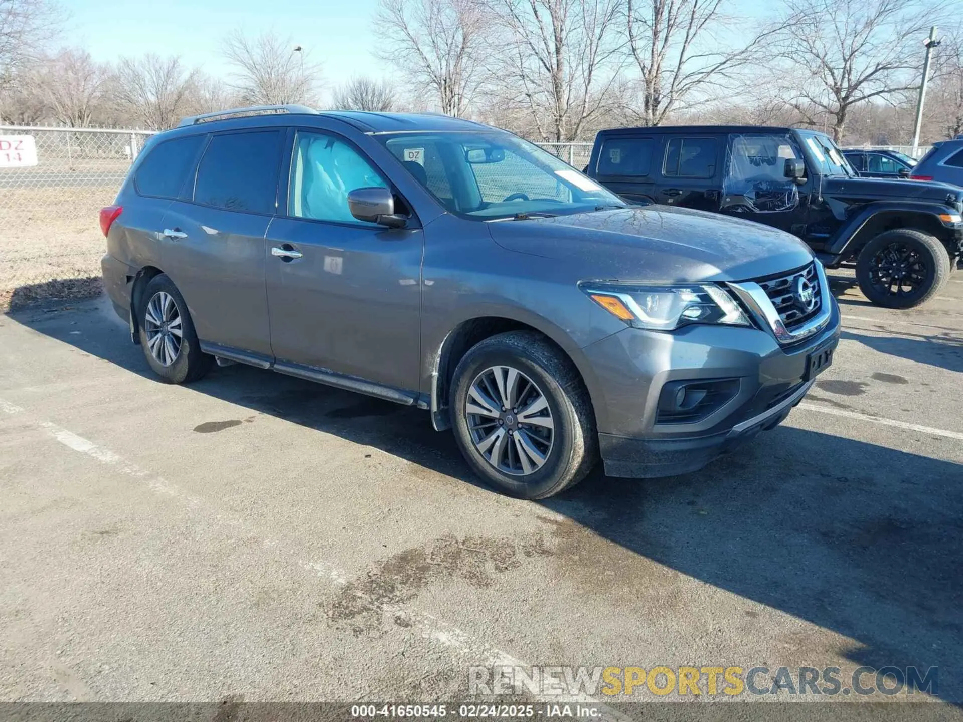 1 Photograph of a damaged car 5N1DR2BM3LC649826 NISSAN PATHFINDER 2020