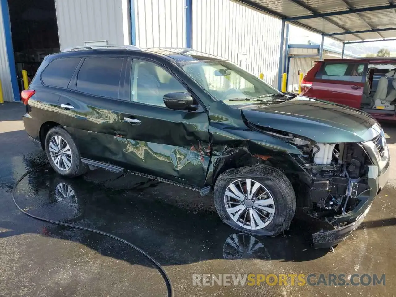 4 Photograph of a damaged car 5N1DR2BN6LC579859 NISSAN PATHFINDER 2020