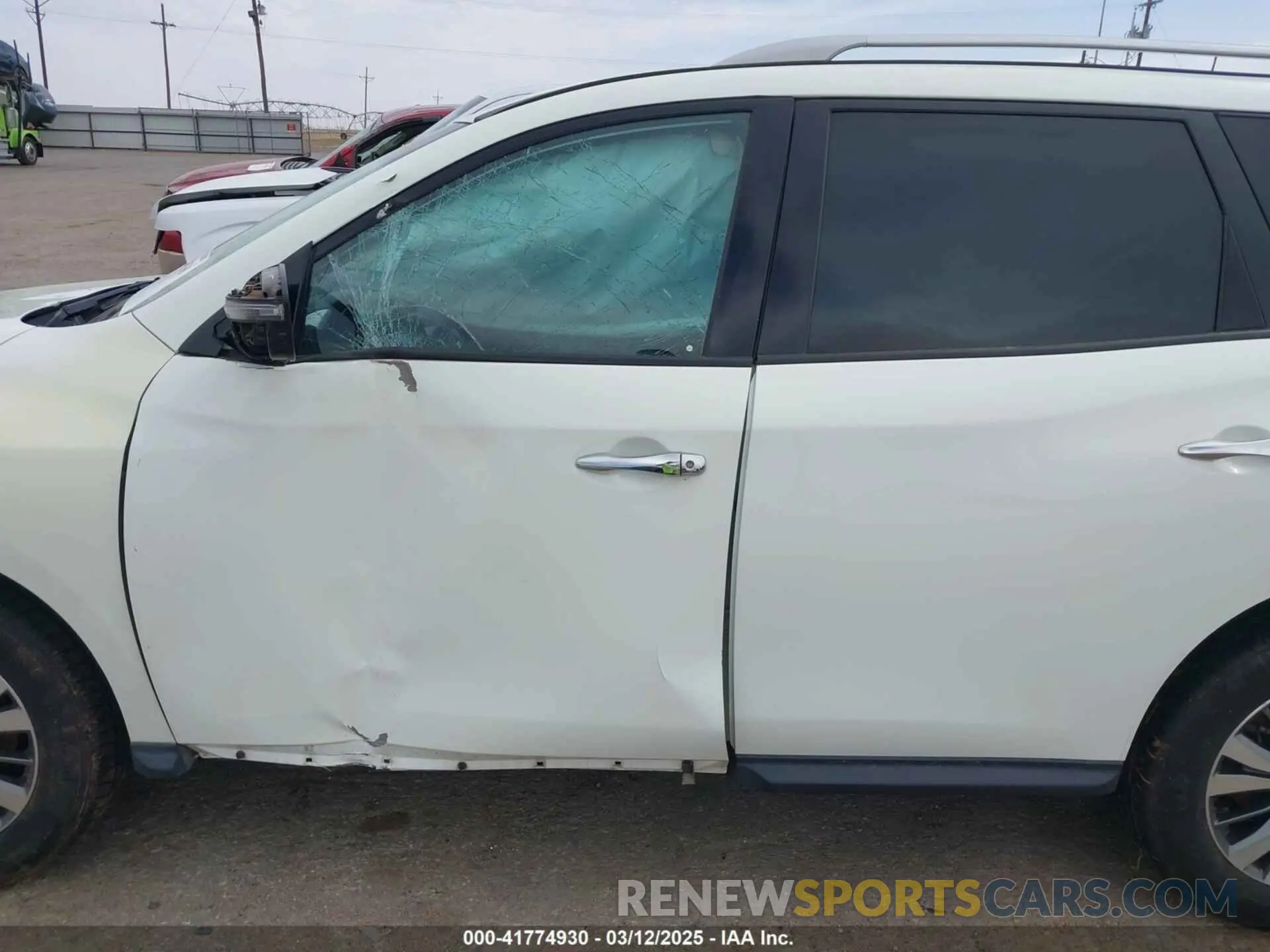 14 Photograph of a damaged car 5N1DR2BN9LC616922 NISSAN PATHFINDER 2020
