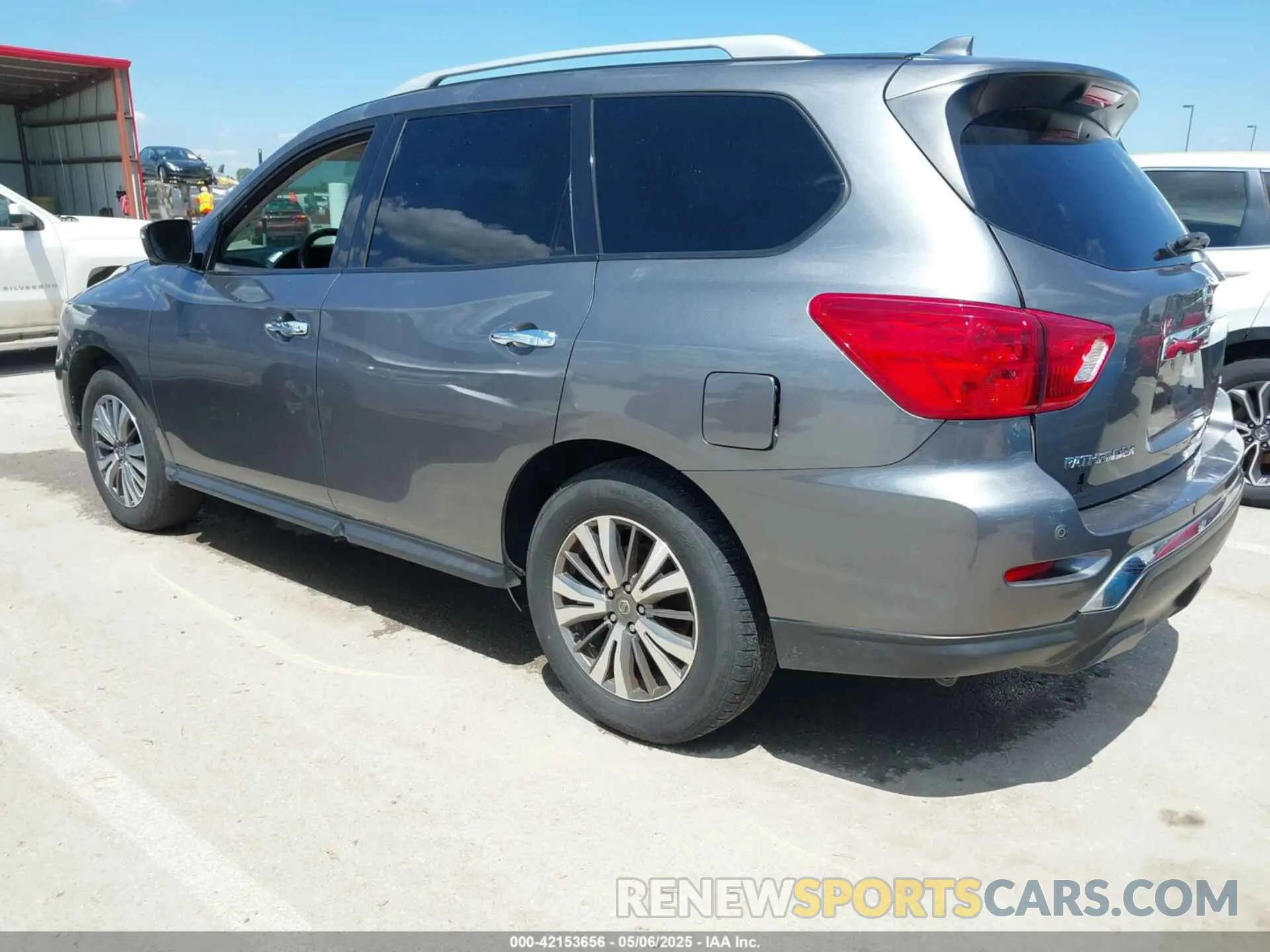 3 Photograph of a damaged car 5N1DR2CM1LC613034 NISSAN PATHFINDER 2020