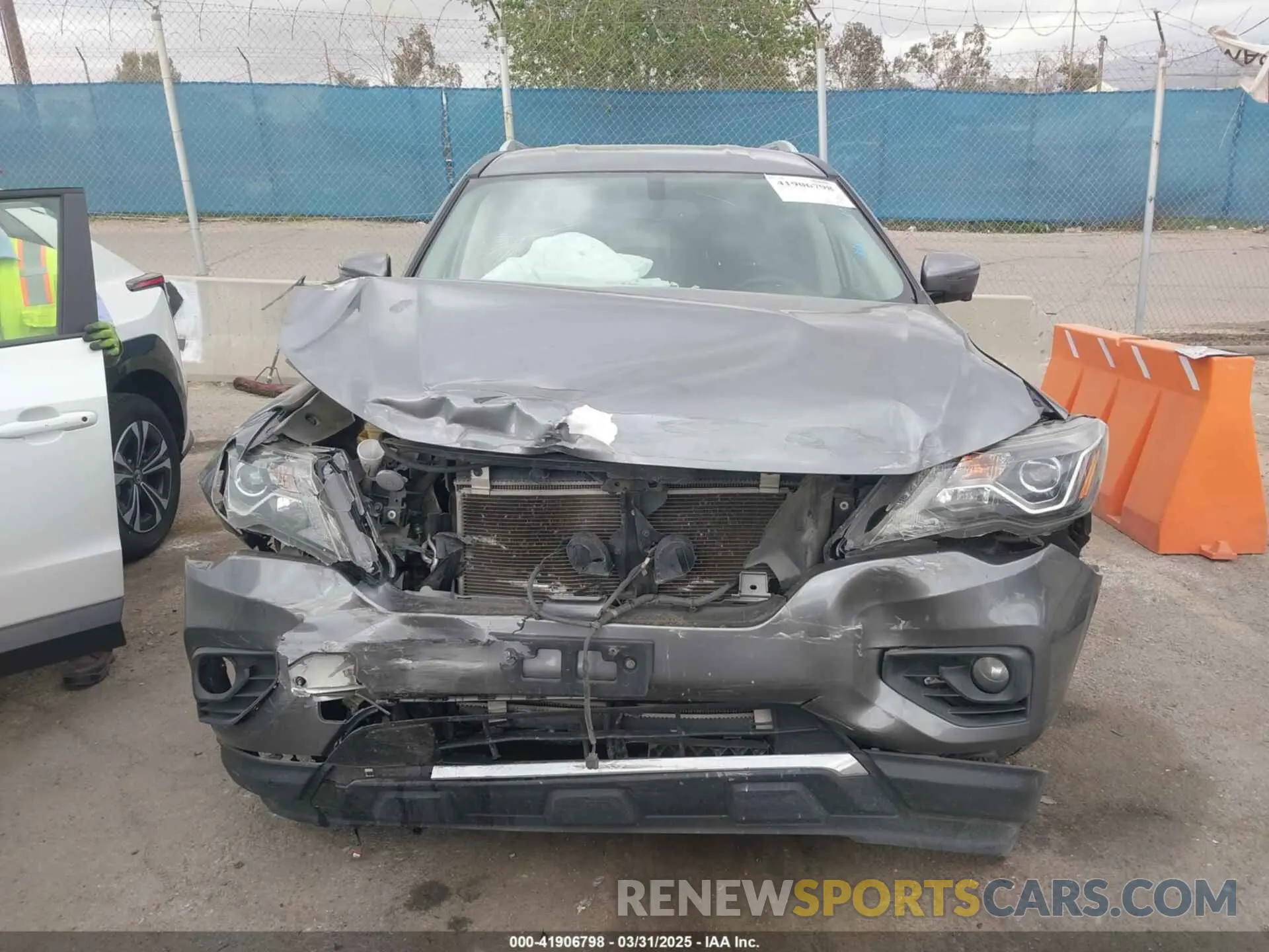 12 Photograph of a damaged car 5N1DR2CM4LC594656 NISSAN PATHFINDER 2020