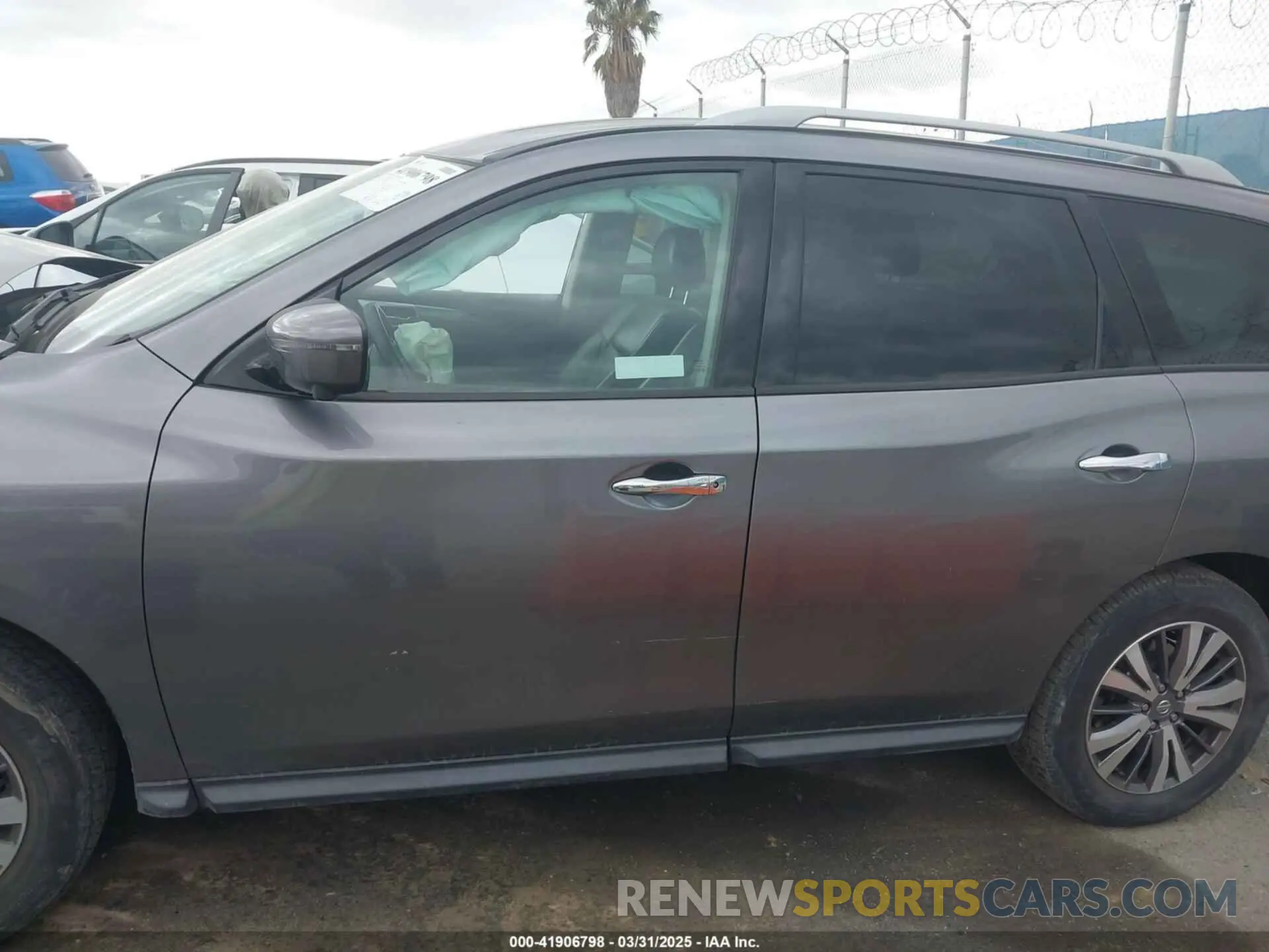 14 Photograph of a damaged car 5N1DR2CM4LC594656 NISSAN PATHFINDER 2020