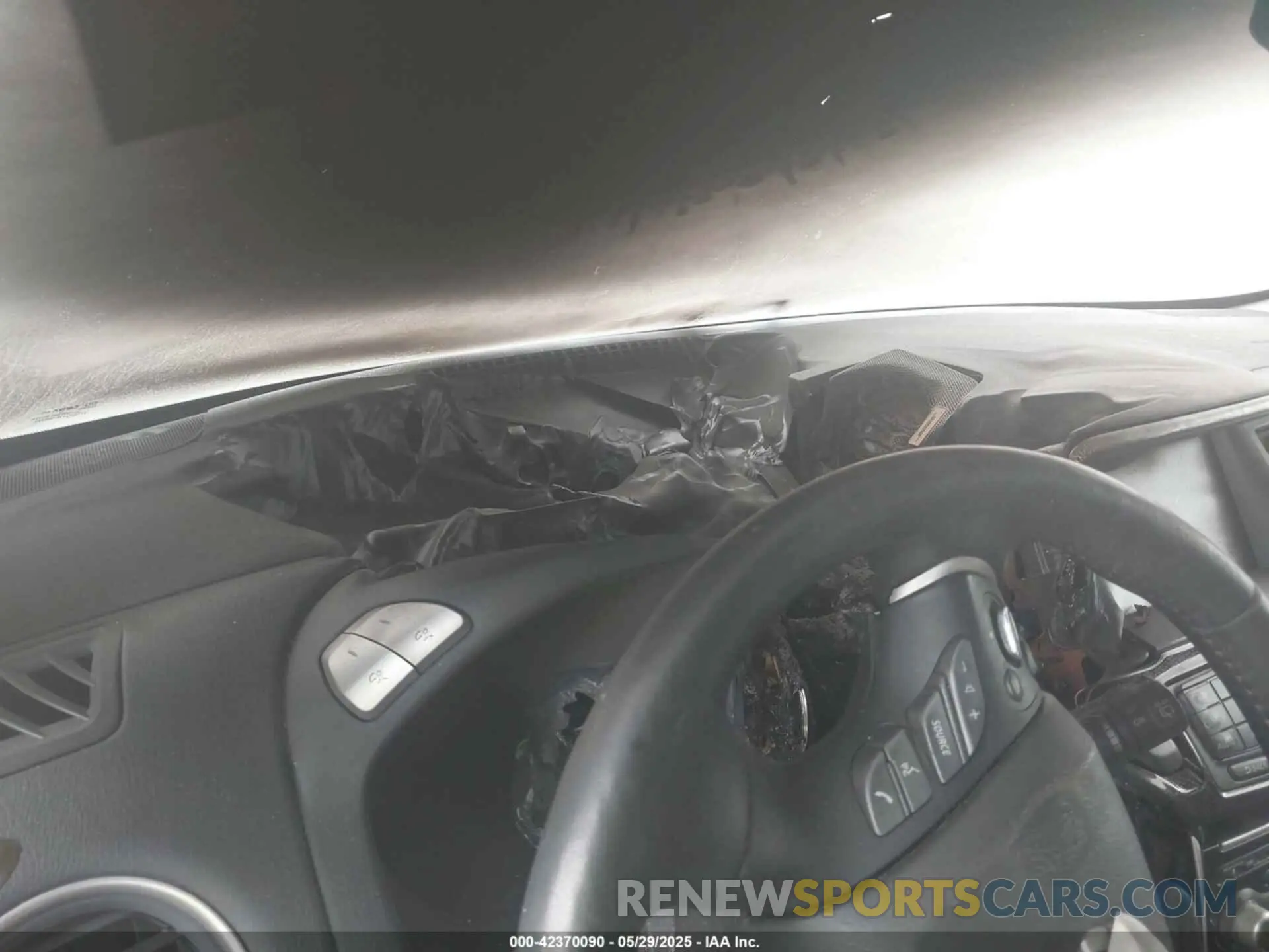7 Photograph of a damaged car 5N1DR2CM4LC644617 NISSAN PATHFINDER 2020
