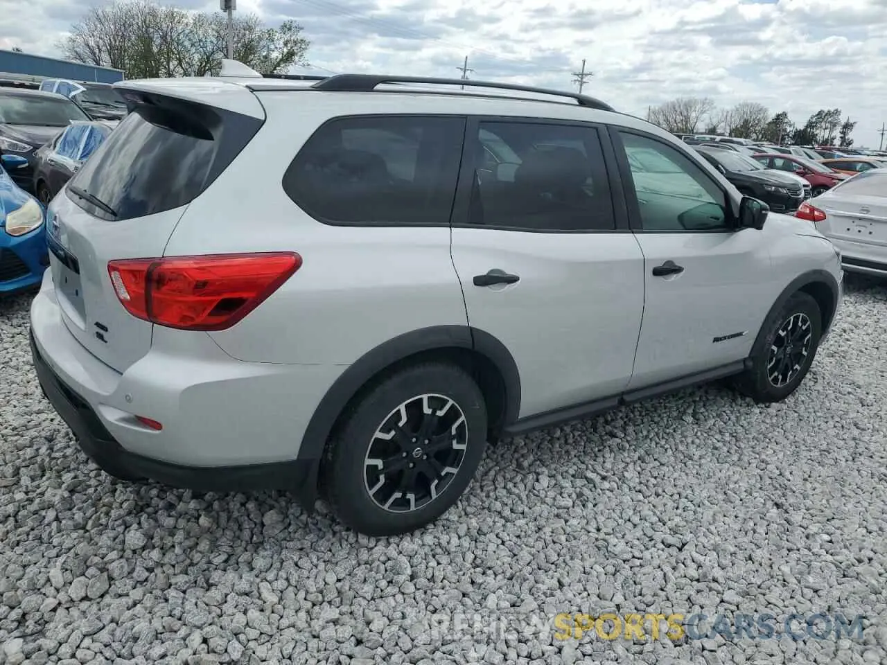 3 Photograph of a damaged car 5N1DR2CMXLC615610 NISSAN PATHFINDER 2020