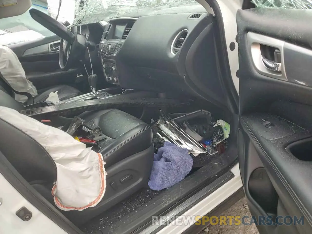 8 Photograph of a damaged car 5N1DR2CN6LC607979 NISSAN PATHFINDER 2020