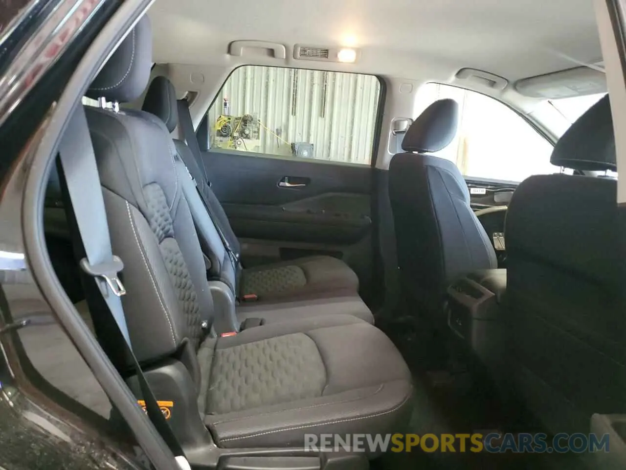 11 Photograph of a damaged car 5N1DR3AC8NC227178 NISSAN PATHFINDER 2022