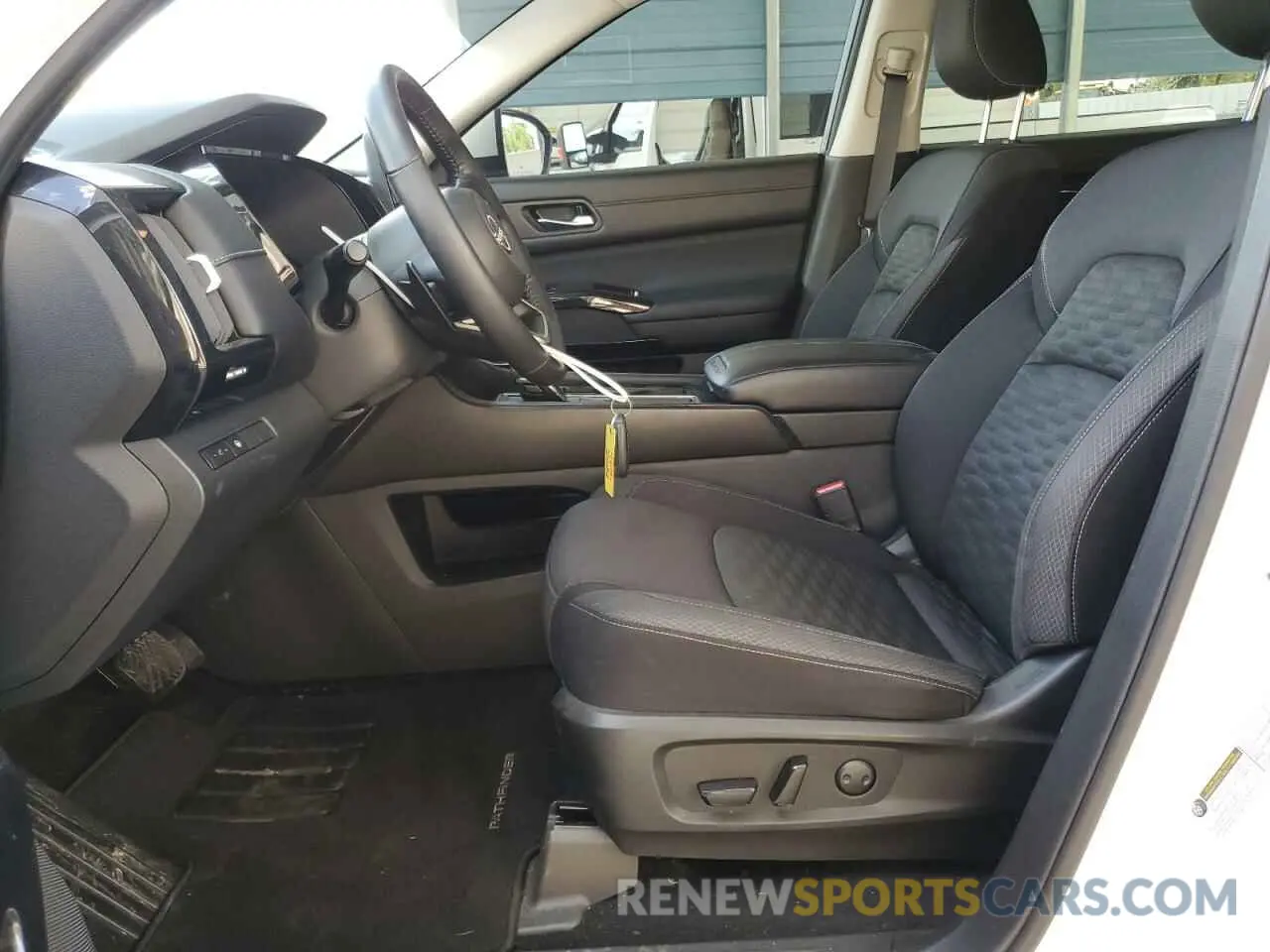 7 Photograph of a damaged car 5N1DR3BA0NC240794 NISSAN PATHFINDER 2022