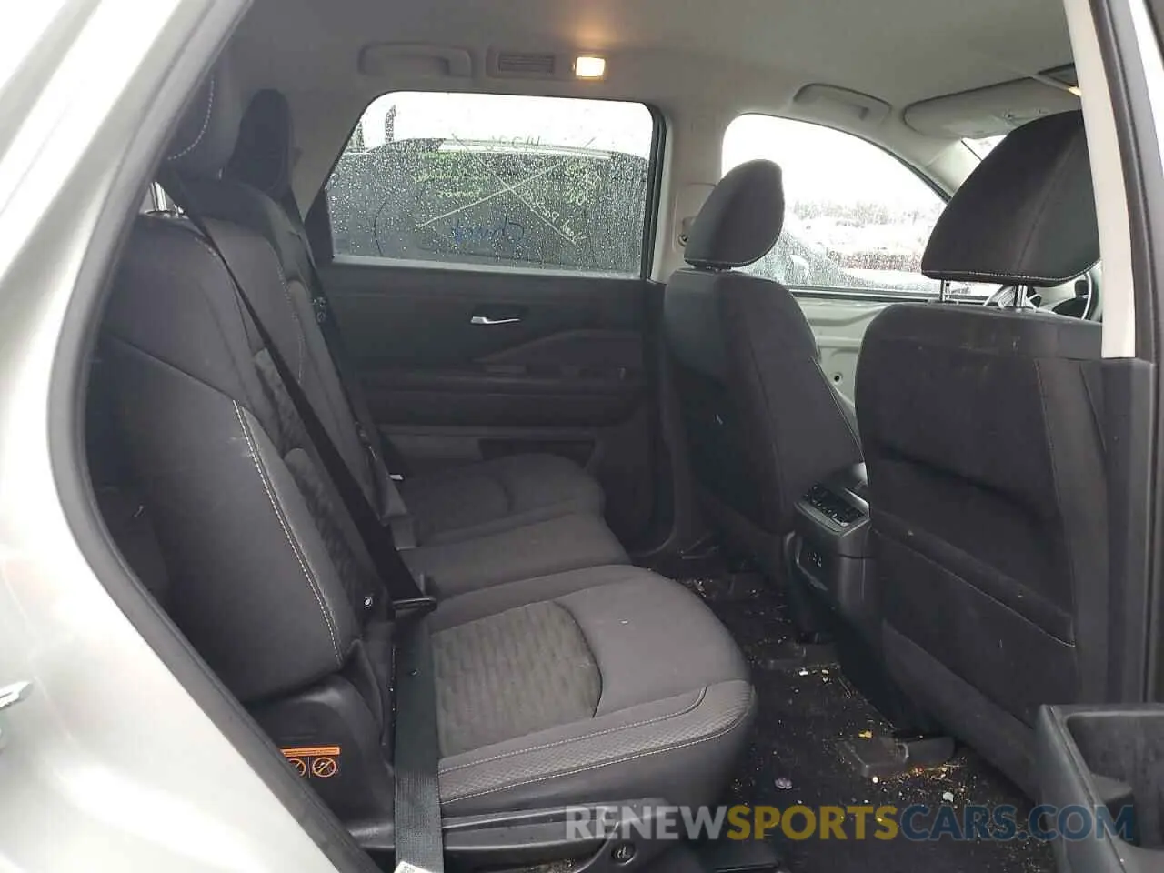 11 Photograph of a damaged car 5N1DR3BA1NC237371 NISSAN PATHFINDER 2022