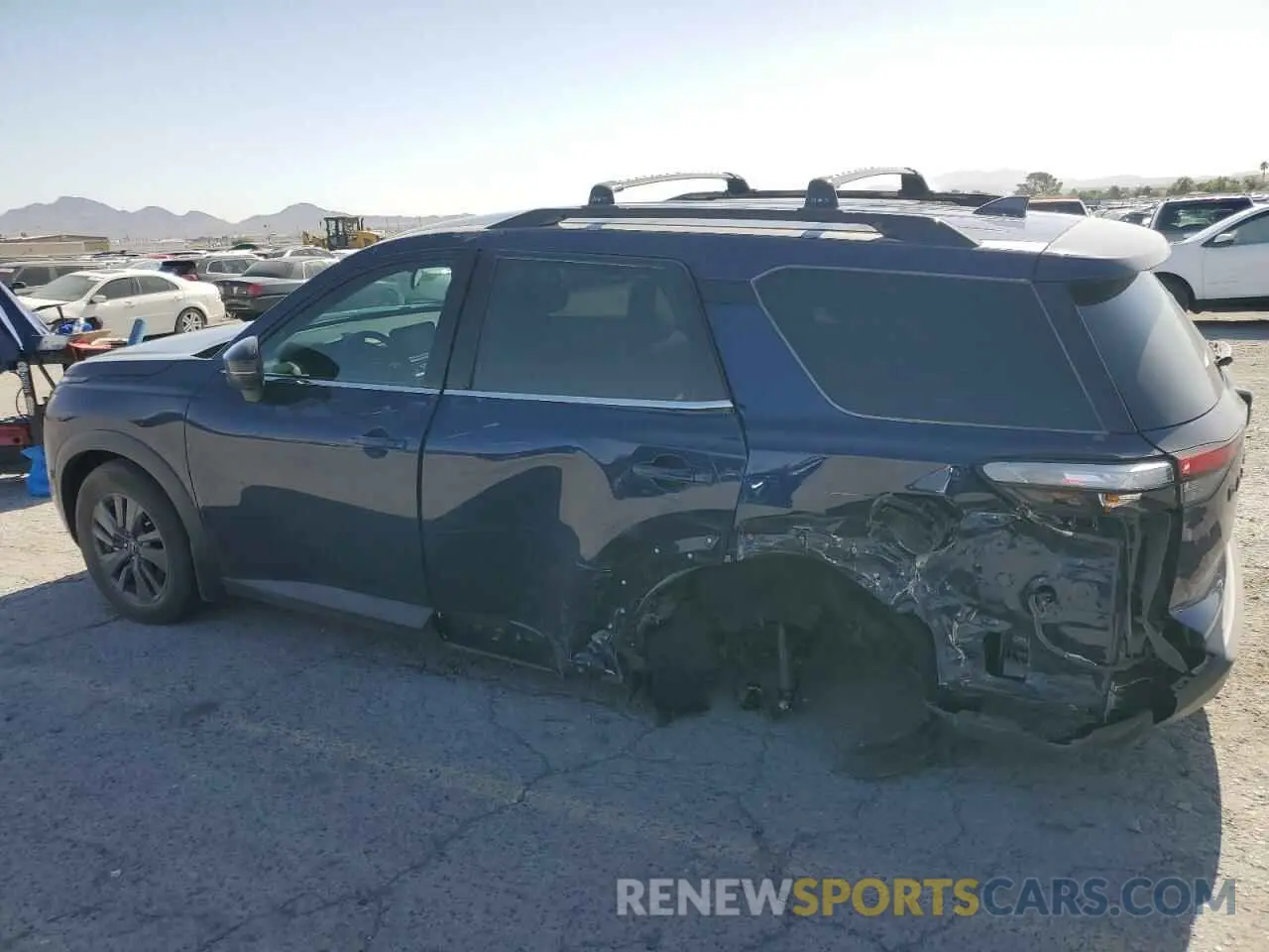 2 Photograph of a damaged car 5N1DR3BA2NC251179 NISSAN PATHFINDER 2022