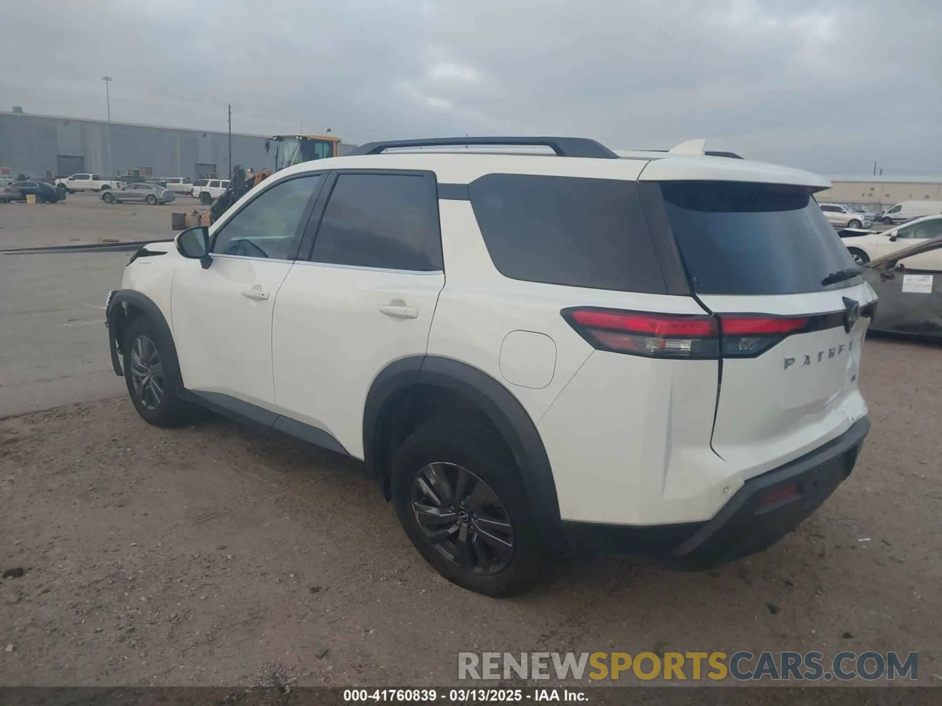 3 Photograph of a damaged car 5N1DR3BA4NC223741 NISSAN PATHFINDER 2022